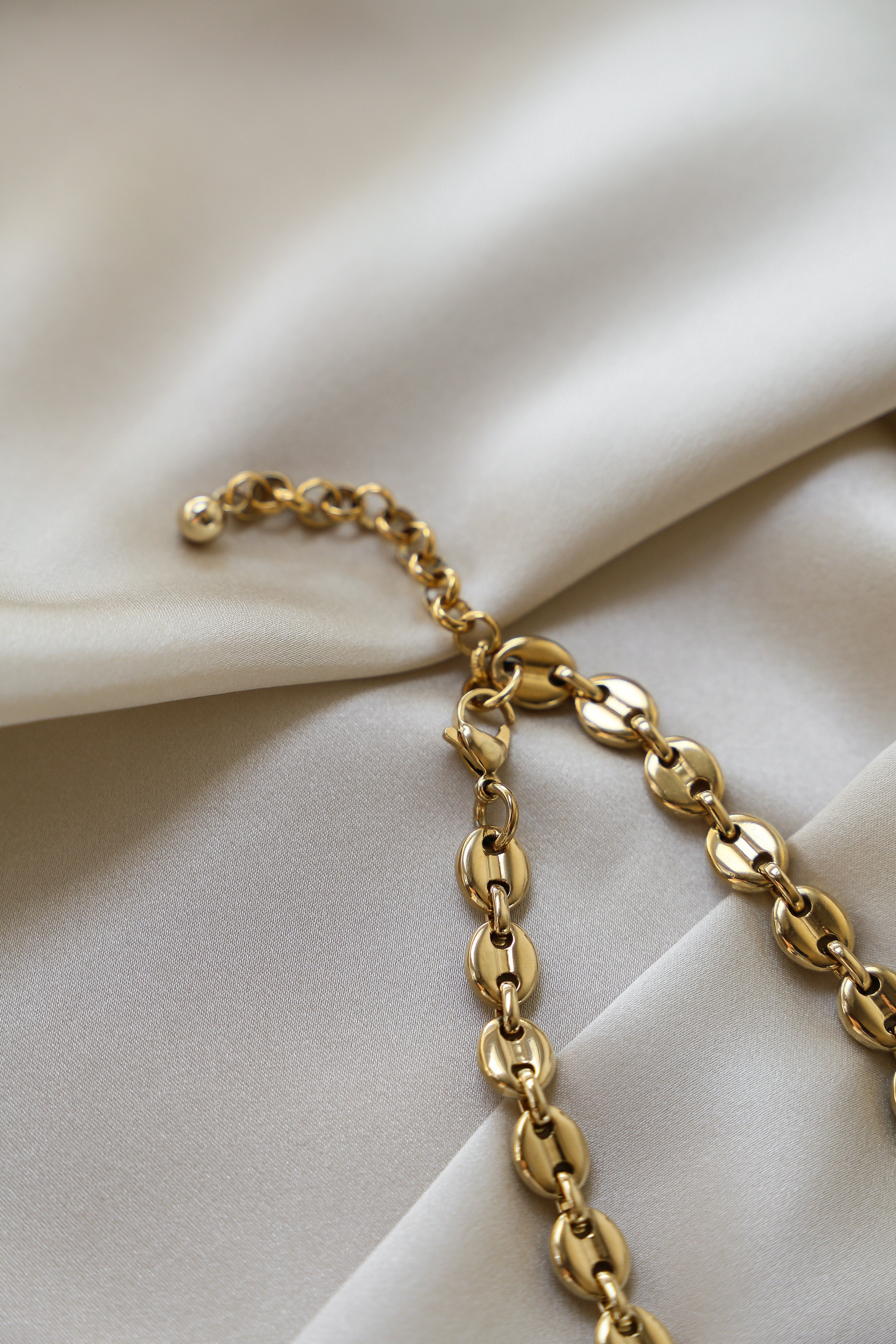 Fay Anklet - Boutique Minimaliste has waterproof, durable, elegant and vintage inspired jewelry