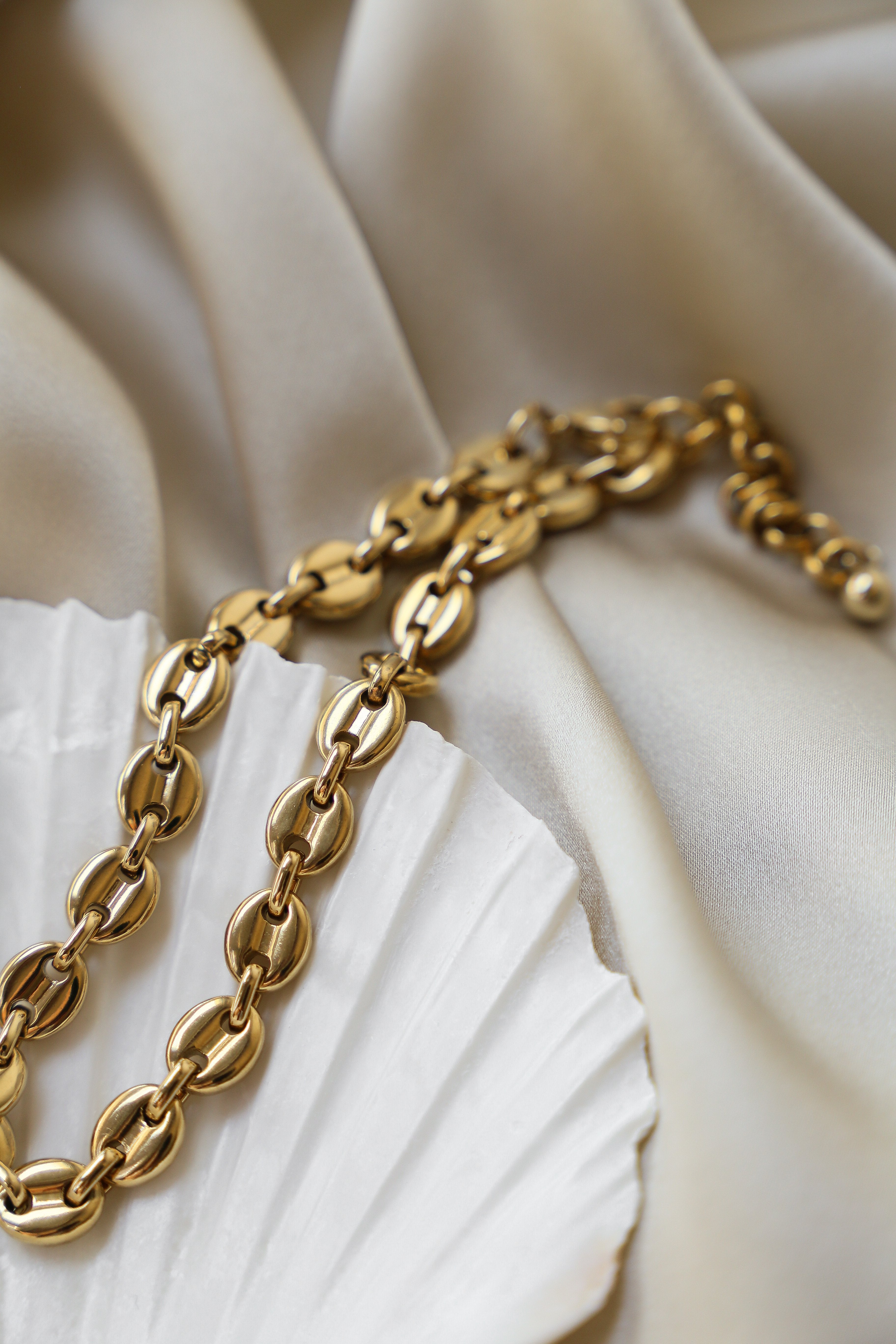 Fay Anklet - Boutique Minimaliste has waterproof, durable, elegant and vintage inspired jewelry