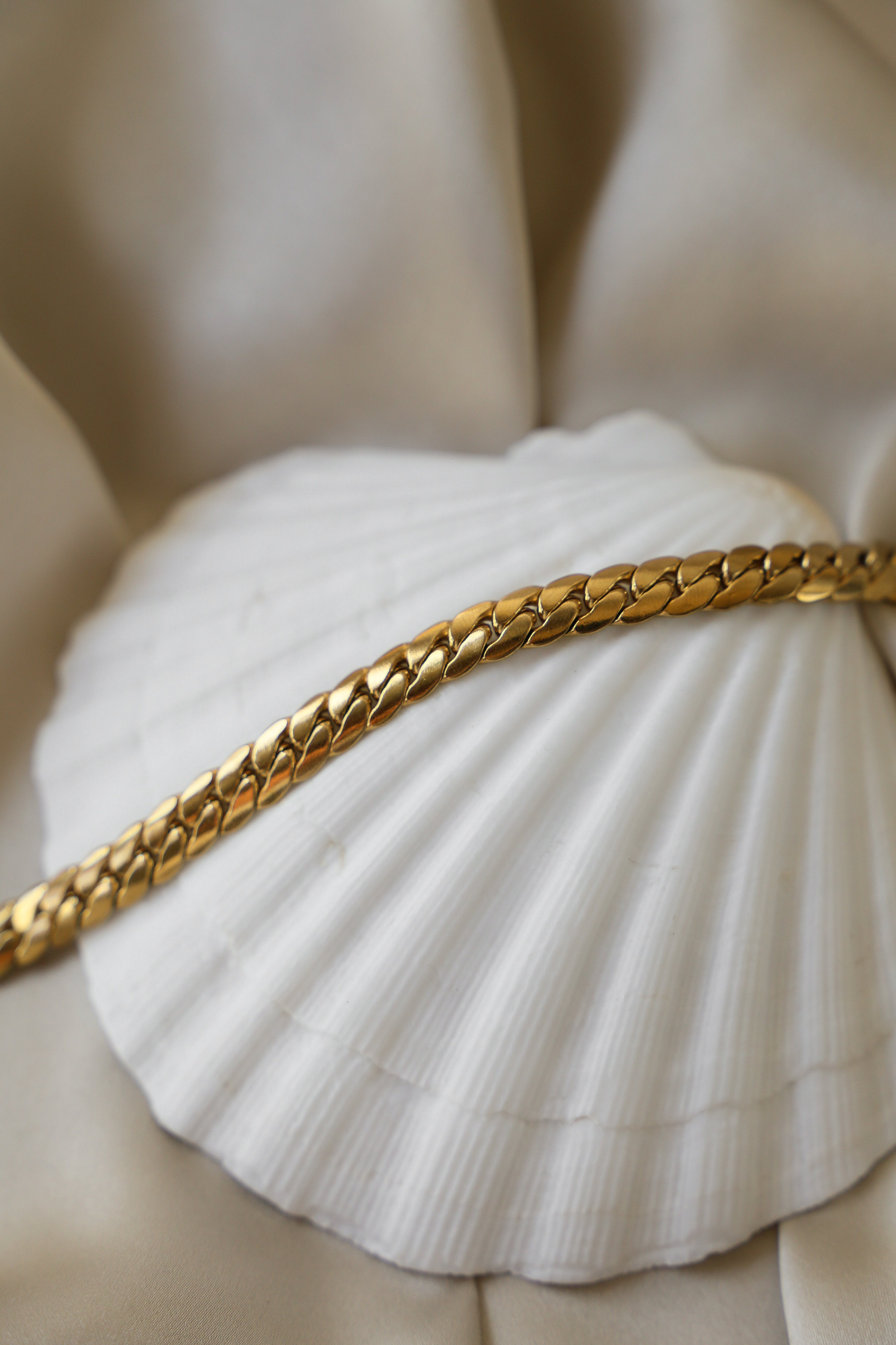 Fiore Anklet - Boutique Minimaliste has waterproof, durable, elegant and vintage inspired jewelry