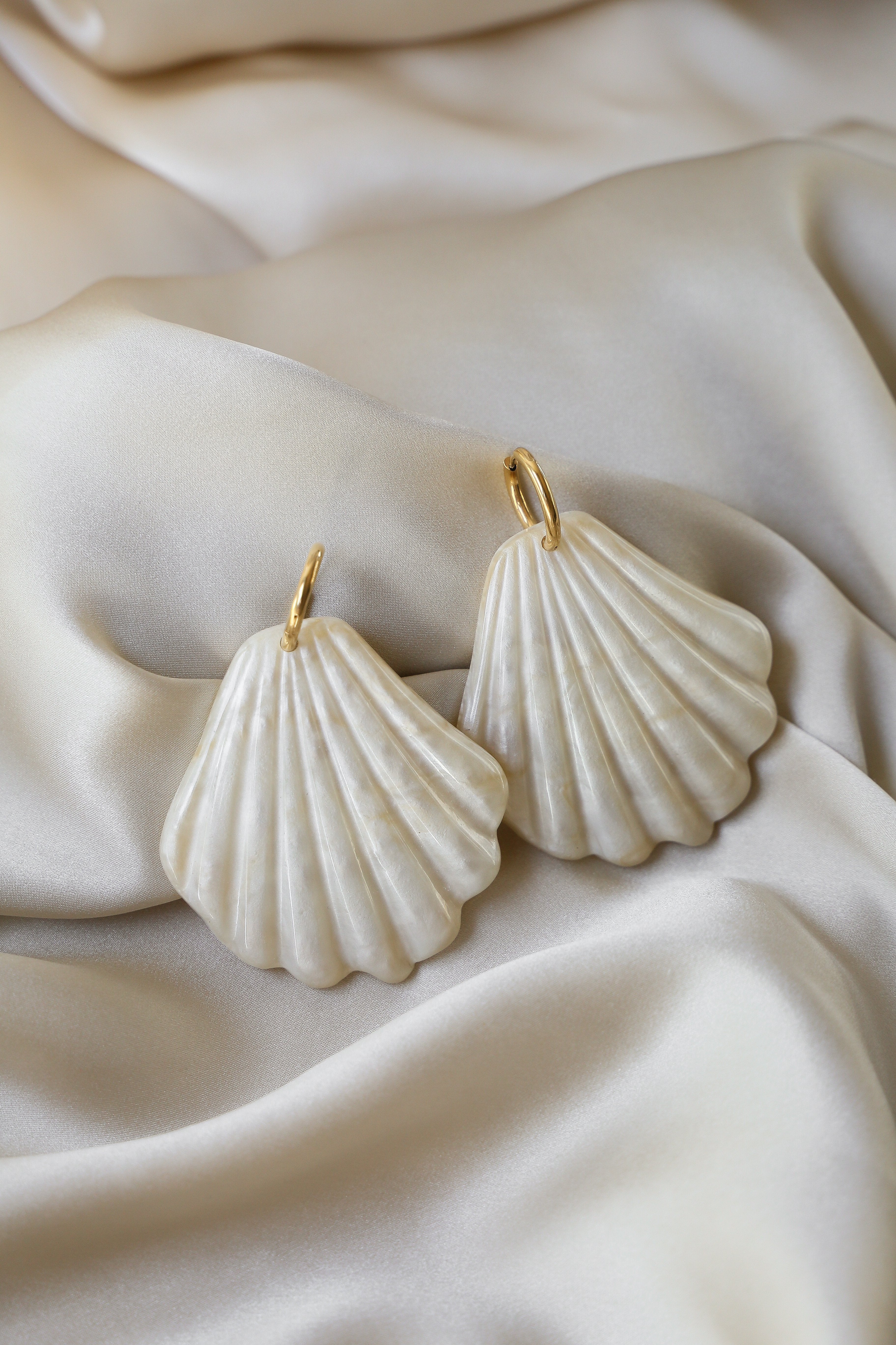 Francine Earrings - Boutique Minimaliste has waterproof, durable, elegant and vintage inspired jewelry