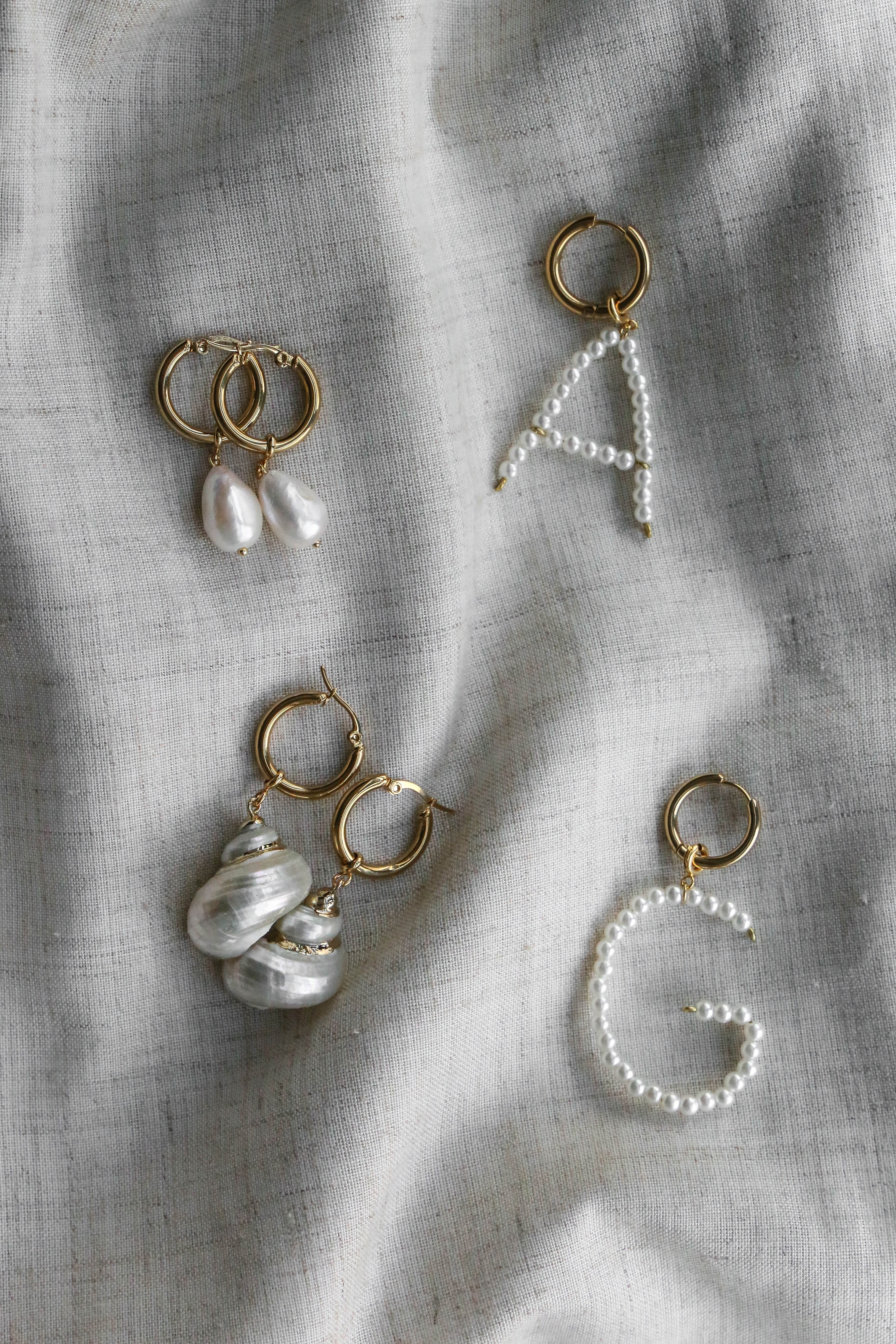 Frédérique Hoops - has waterproof, durable, elegant and vintage inspired jewelry