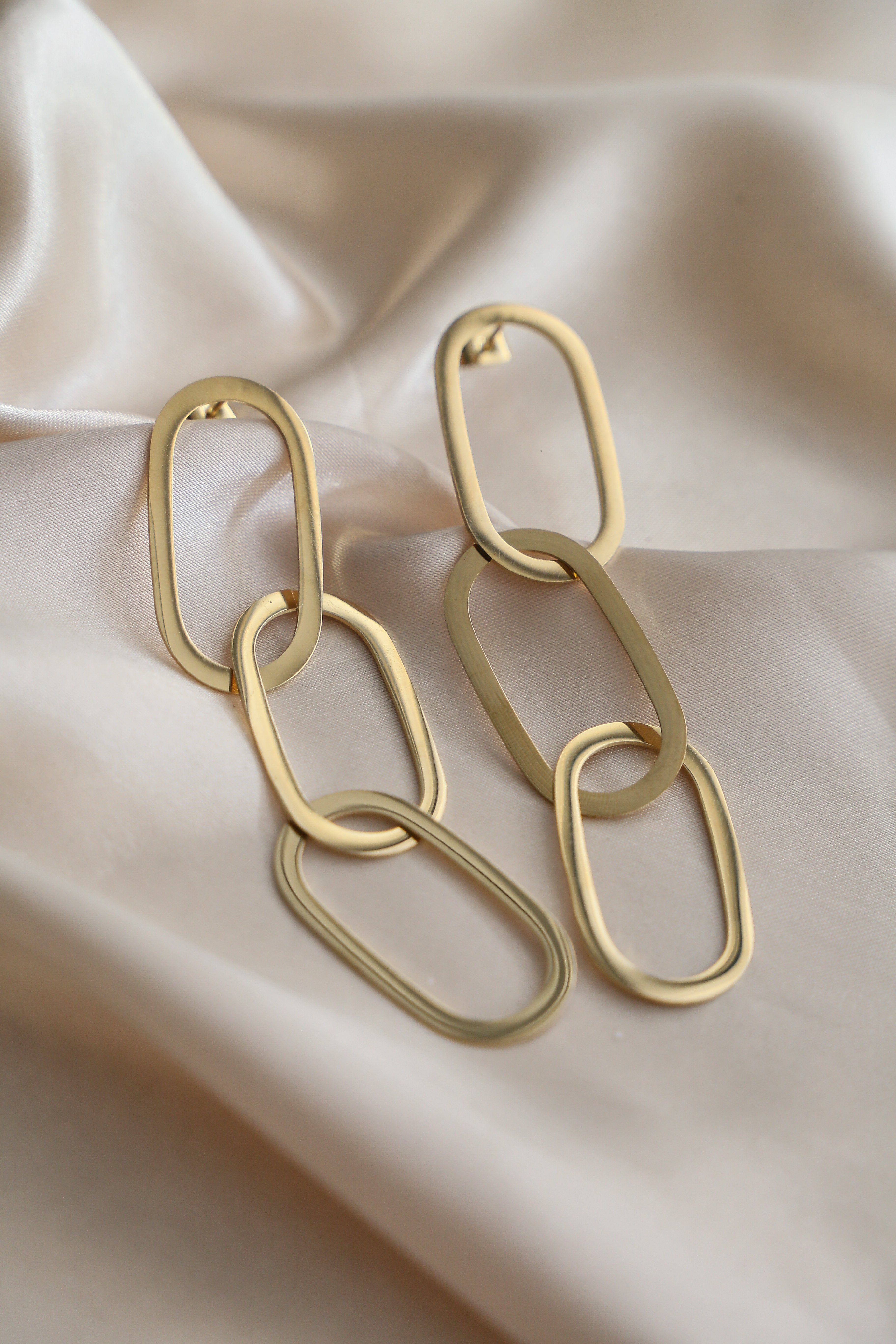 Garance Earrings - Boutique Minimaliste has waterproof, durable, elegant and vintage inspired jewelry