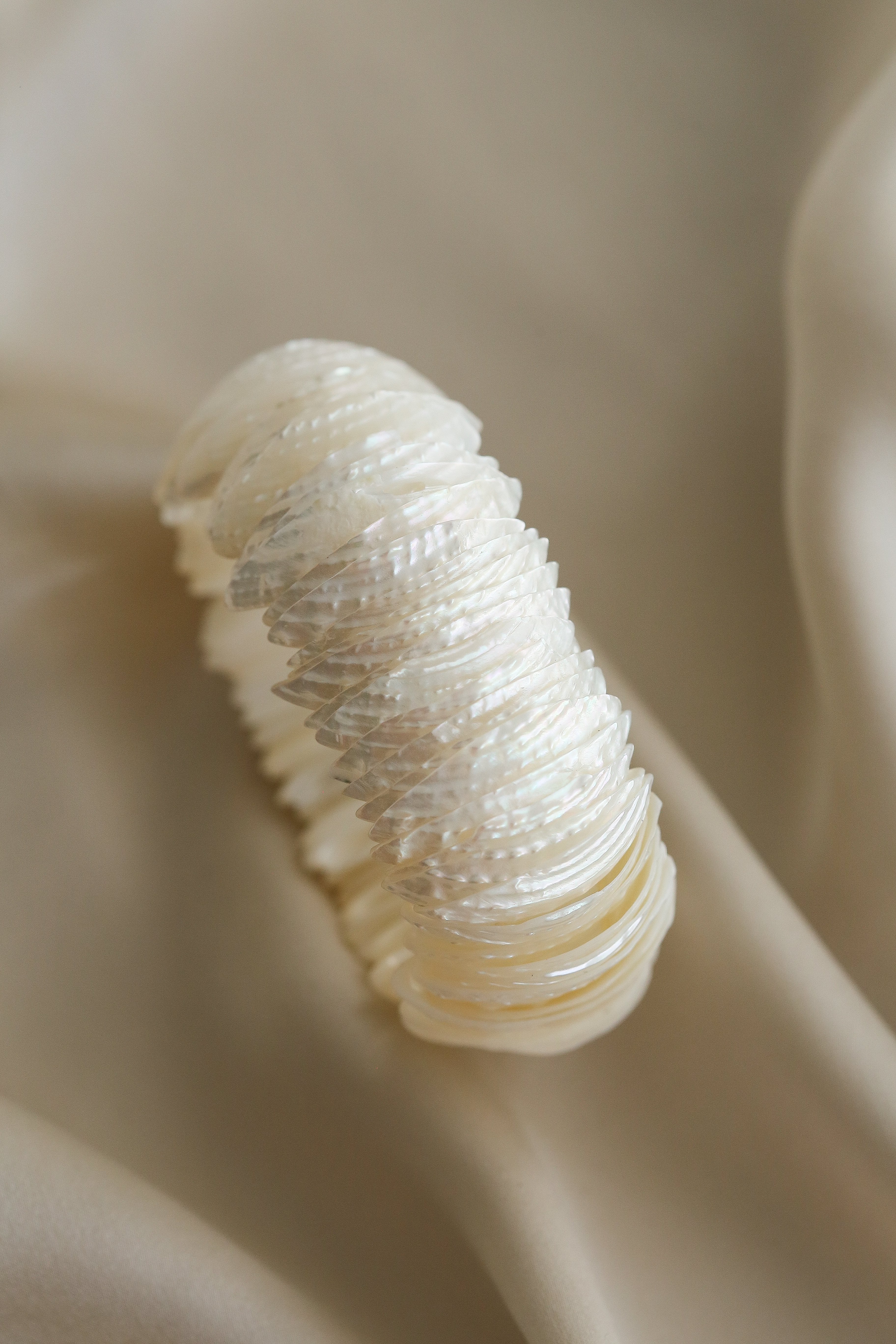 Genny Bracelet - Boutique Minimaliste has waterproof, durable, elegant and vintage inspired jewelry