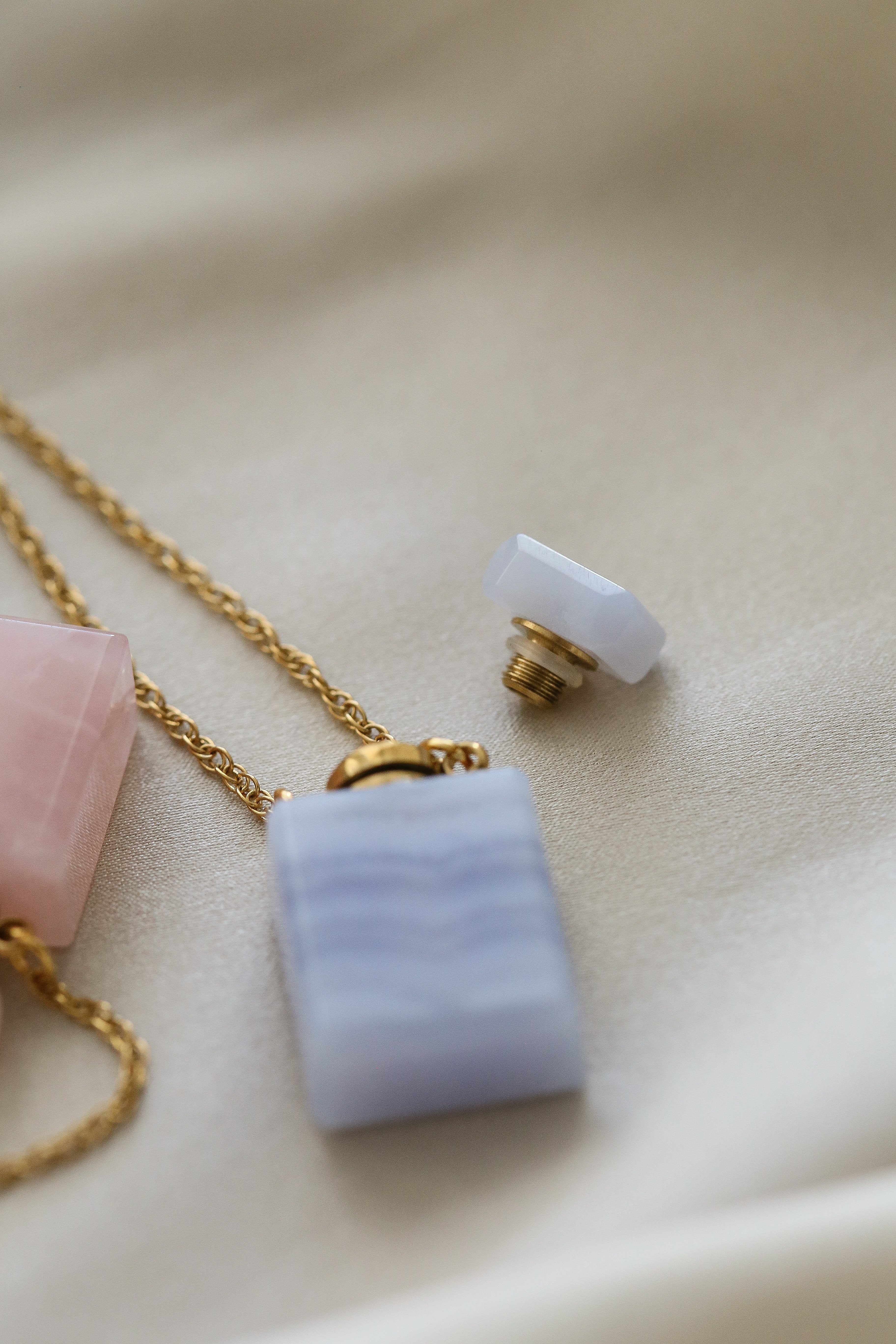 Gilda Necklace - Boutique Minimaliste has waterproof, durable, elegant and vintage inspired jewelry