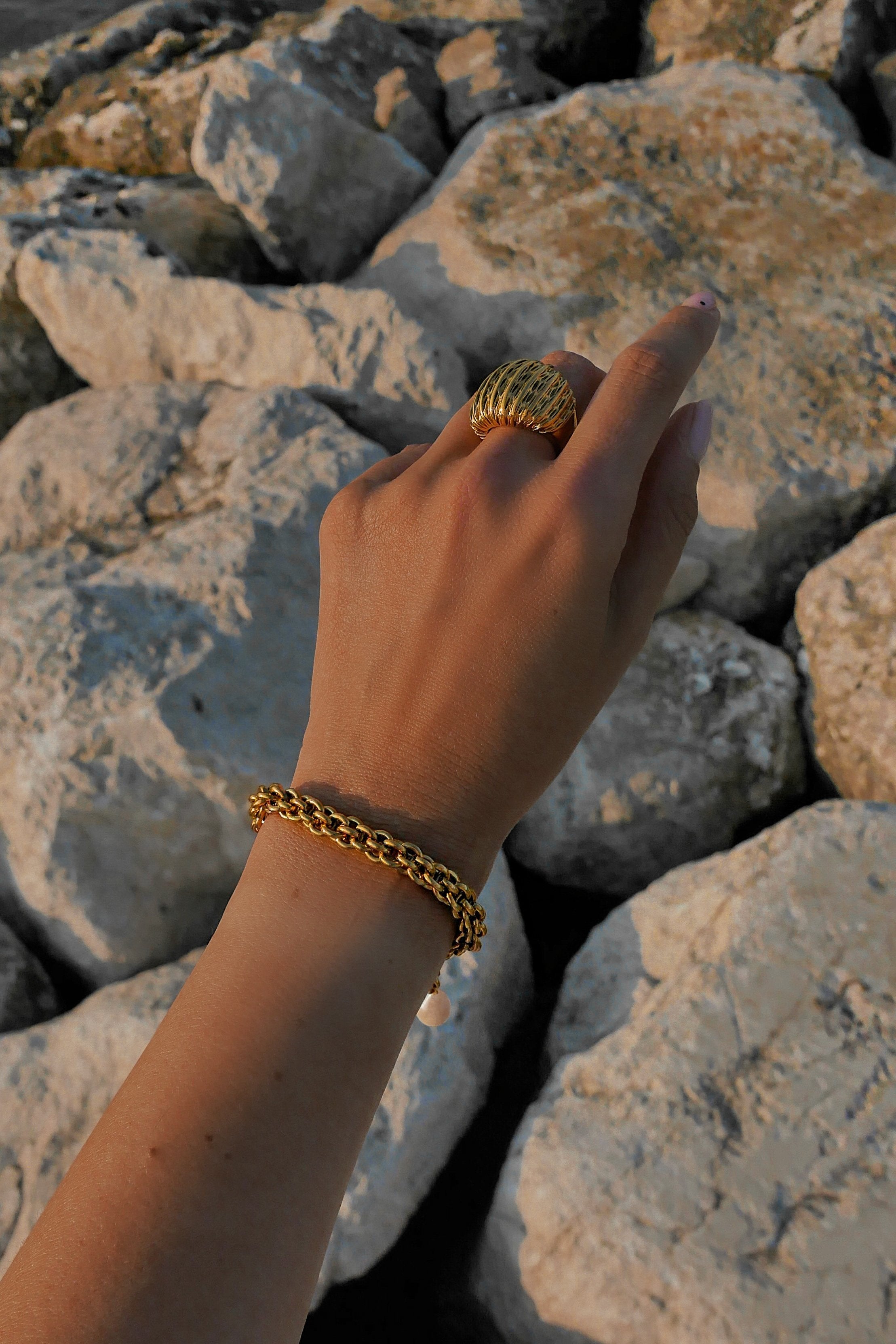 Ginevra Ring - Boutique Minimaliste has waterproof, durable, elegant and vintage inspired jewelry