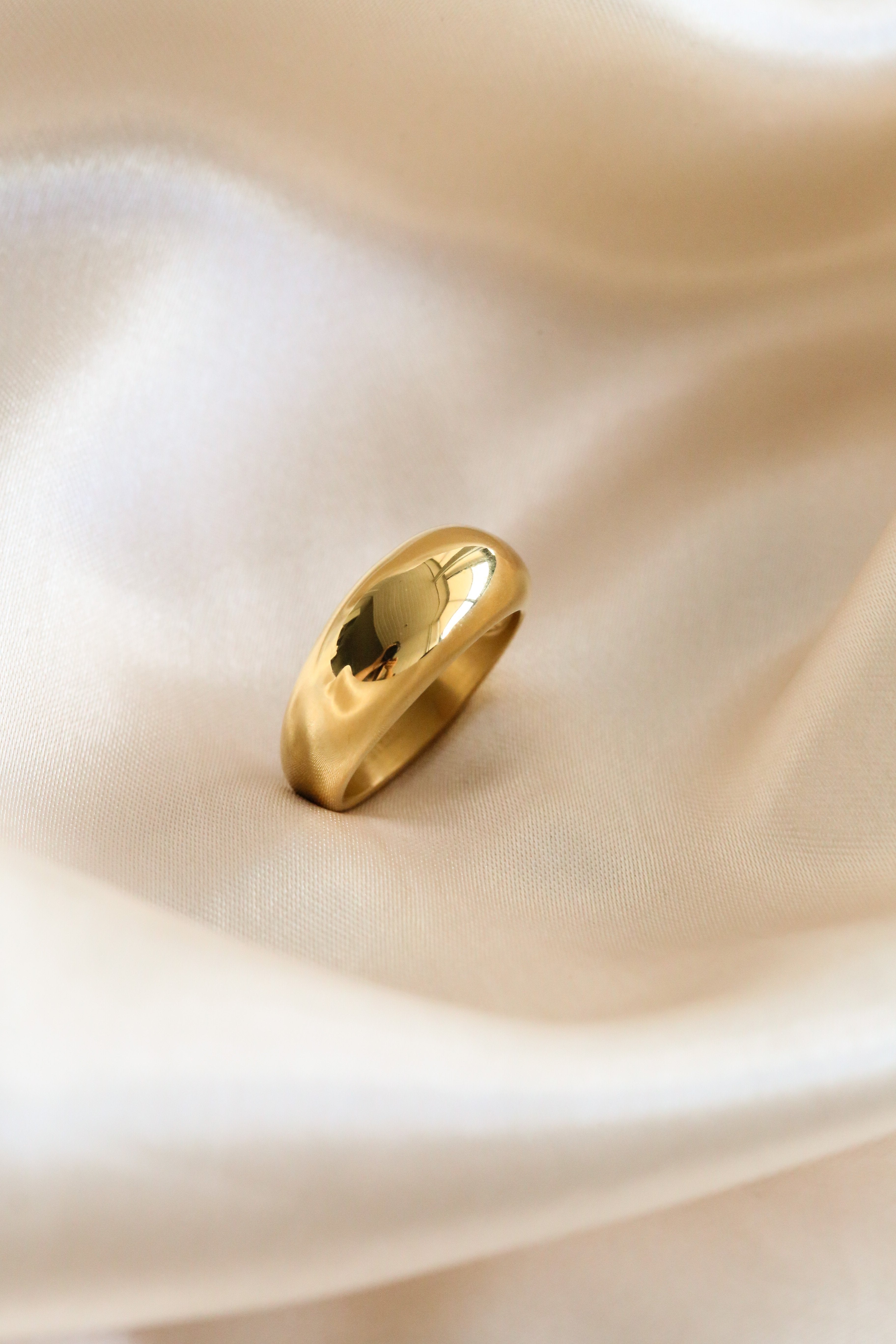 Gloss Ring - Boutique Minimaliste has waterproof, durable, elegant and vintage inspired jewelry