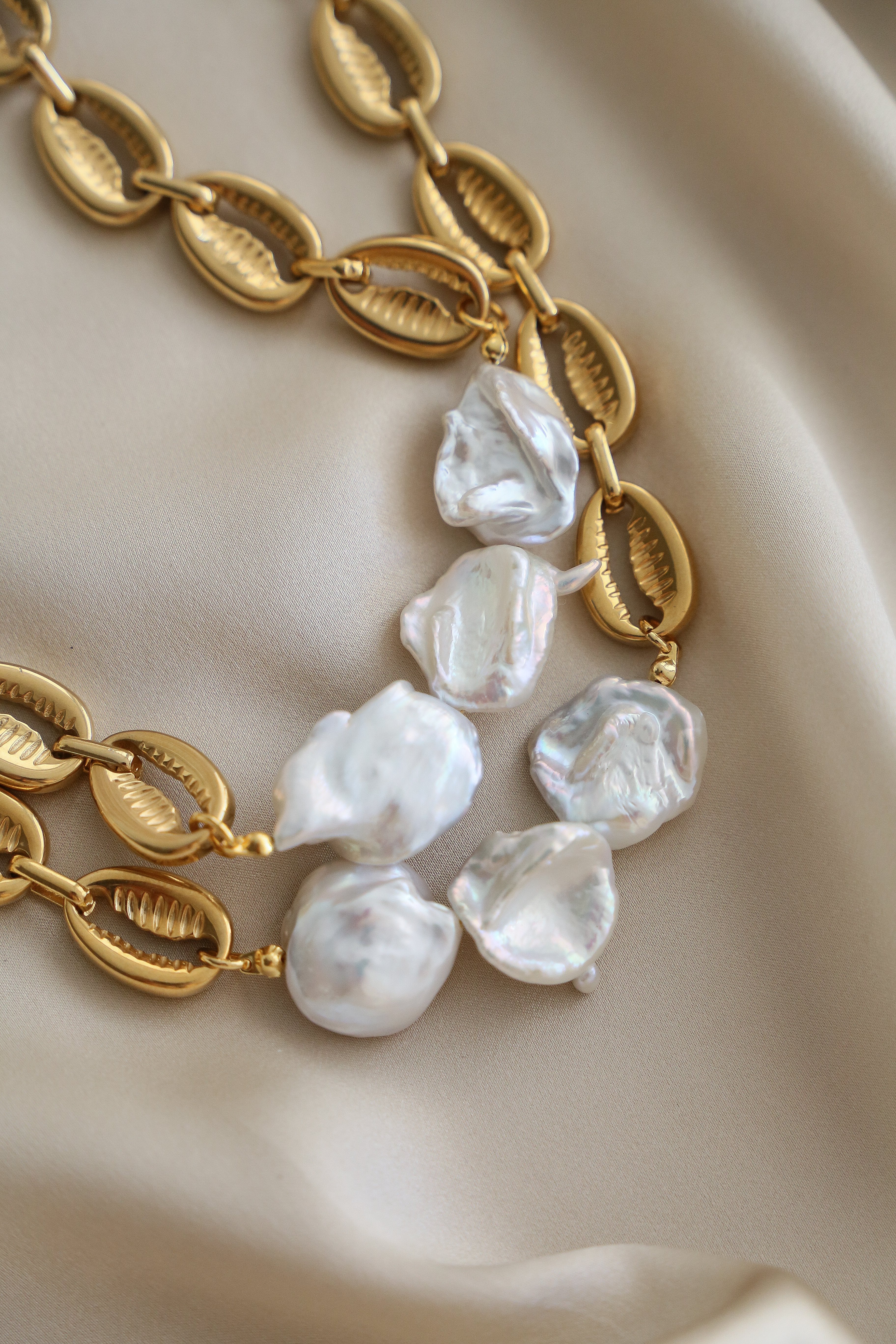 Grace Necklace - Boutique Minimaliste has waterproof, durable, elegant and vintage inspired jewelry