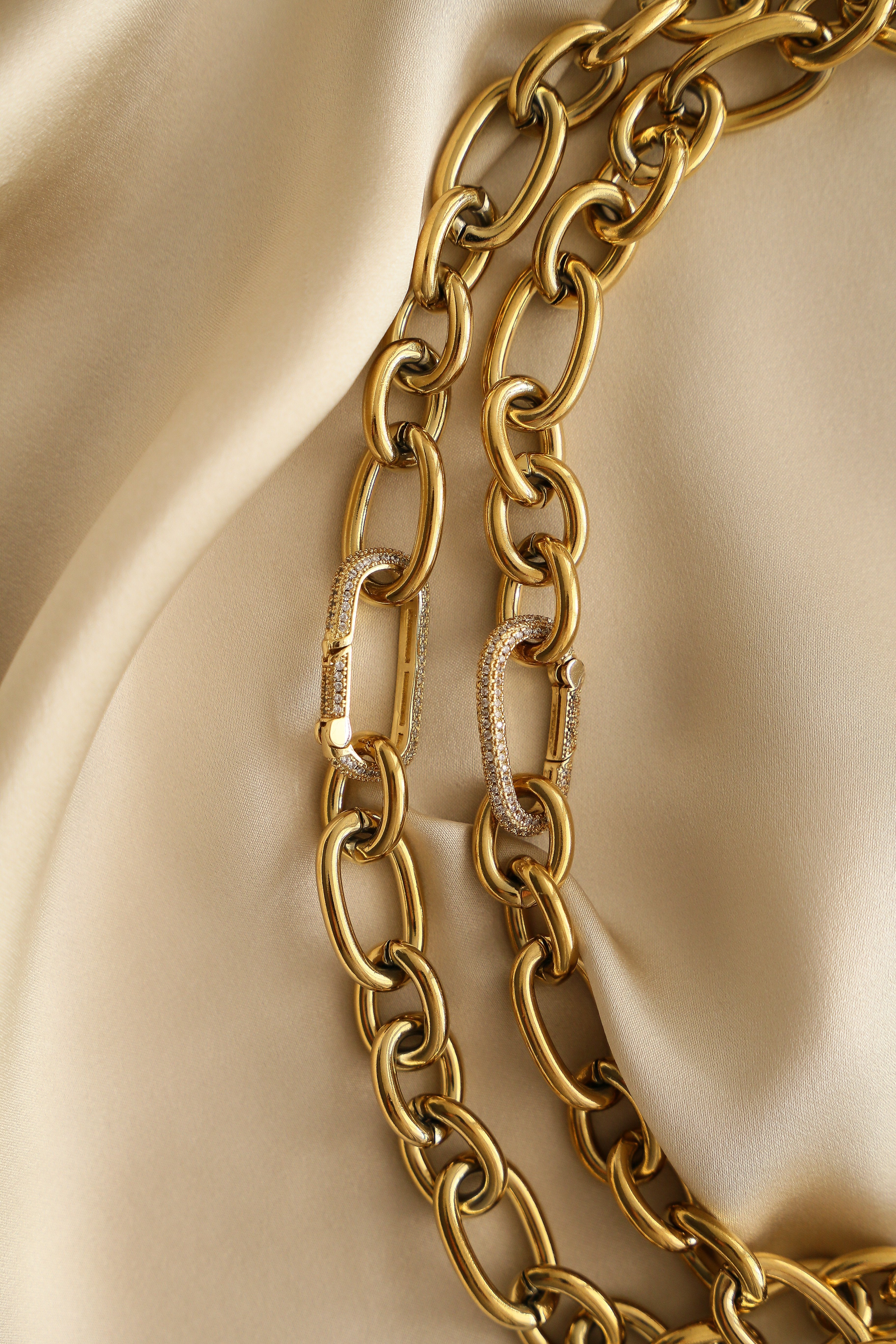 Hailey Necklace - Boutique Minimaliste has waterproof, durable, elegant and vintage inspired jewelry