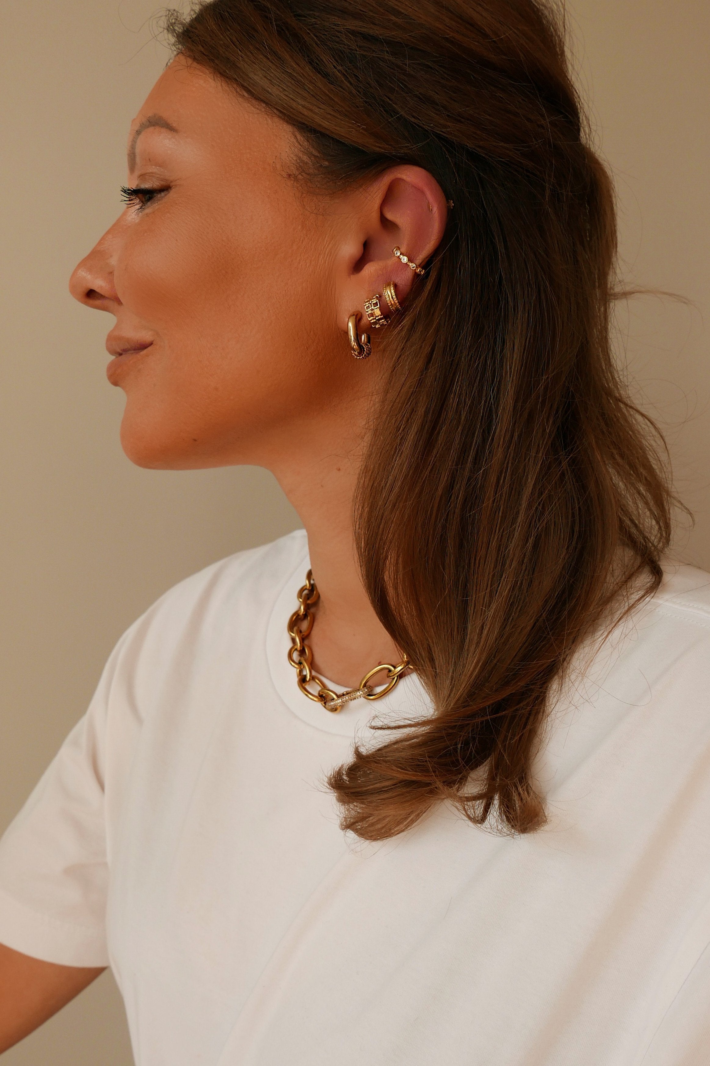 Hania Huggies - Boutique Minimaliste has waterproof, durable, elegant and vintage inspired jewelry