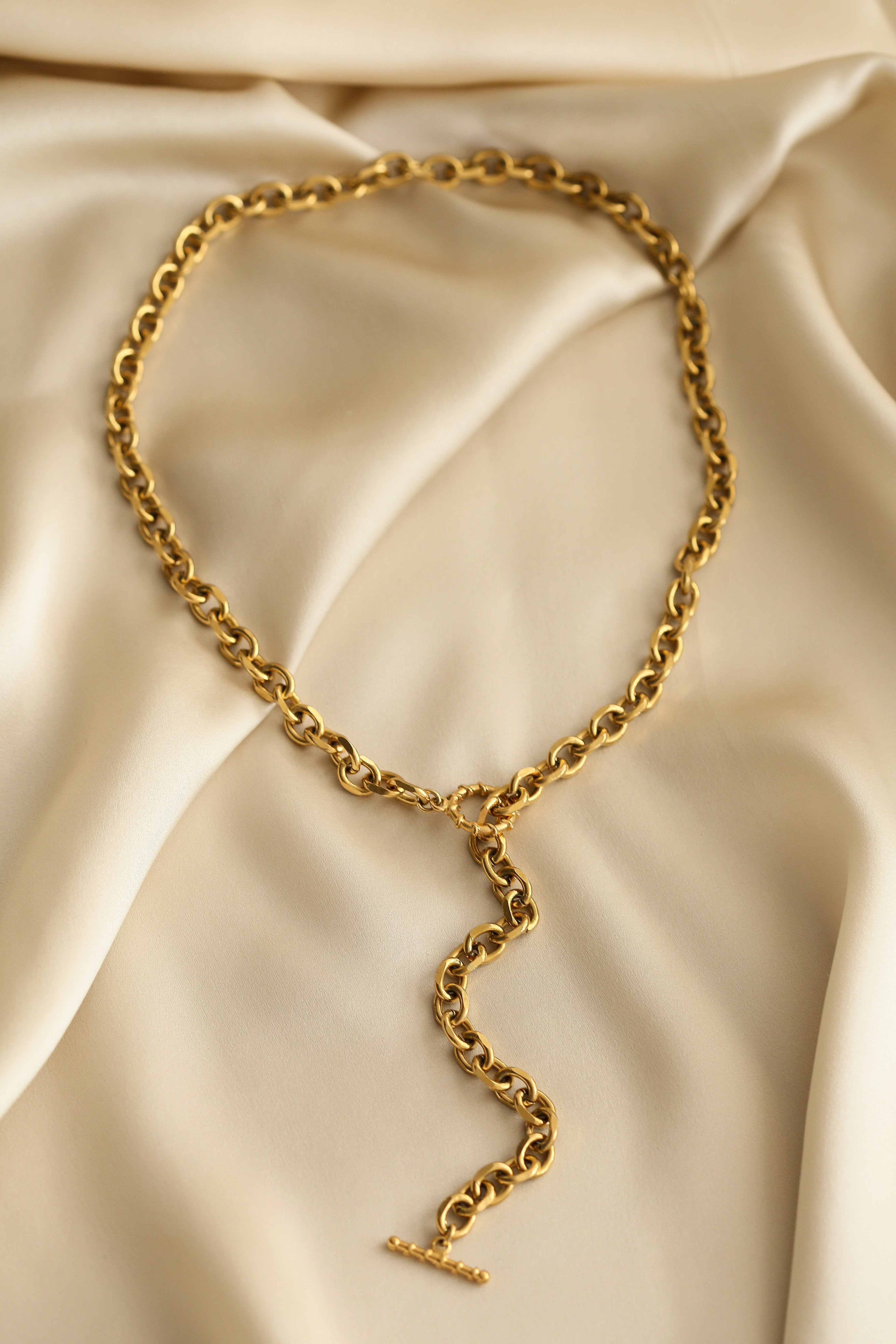 Hortense Necklace - Boutique Minimaliste has waterproof, durable, elegant and vintage inspired jewelry