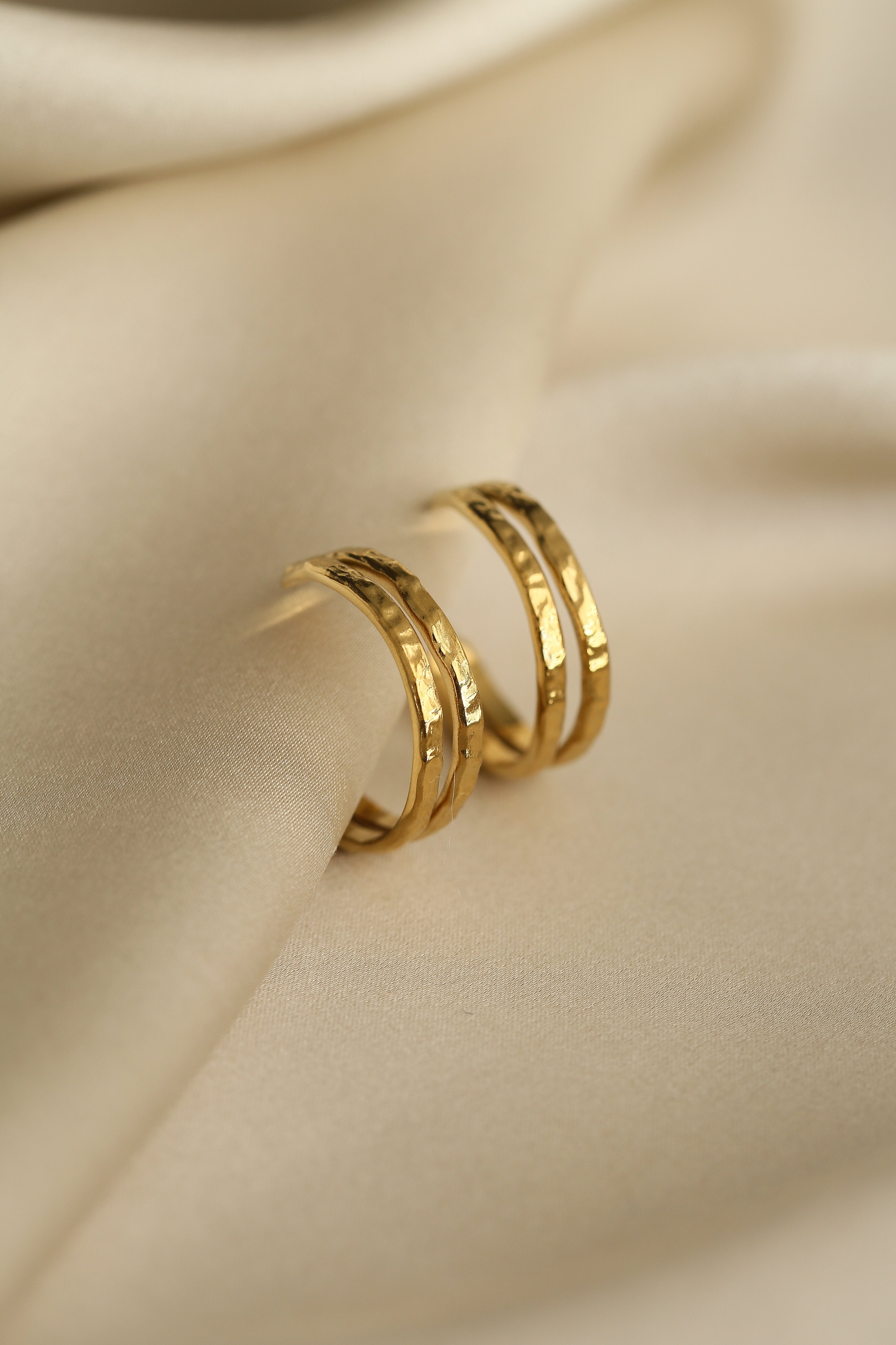 Hugo Hoop Earrings - Boutique Minimaliste has waterproof, durable, elegant and vintage inspired jewelry