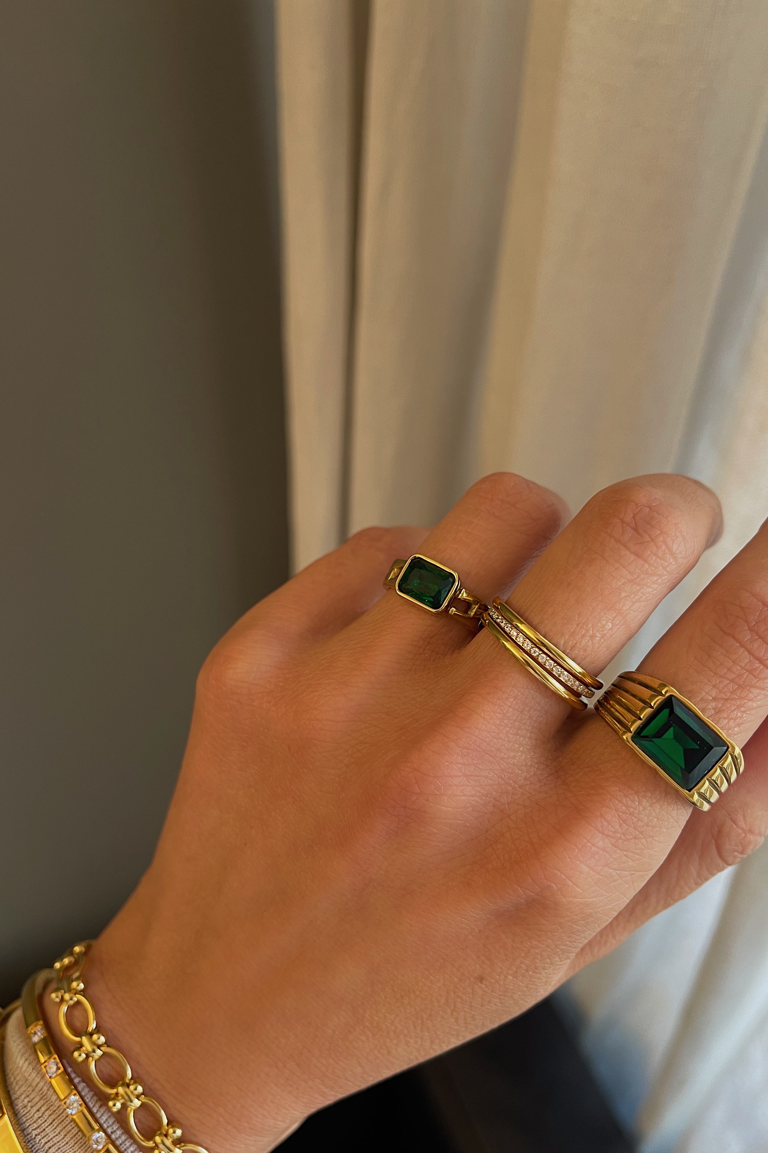 Ida Ring - Boutique Minimaliste has waterproof, durable, elegant and vintage inspired jewelry