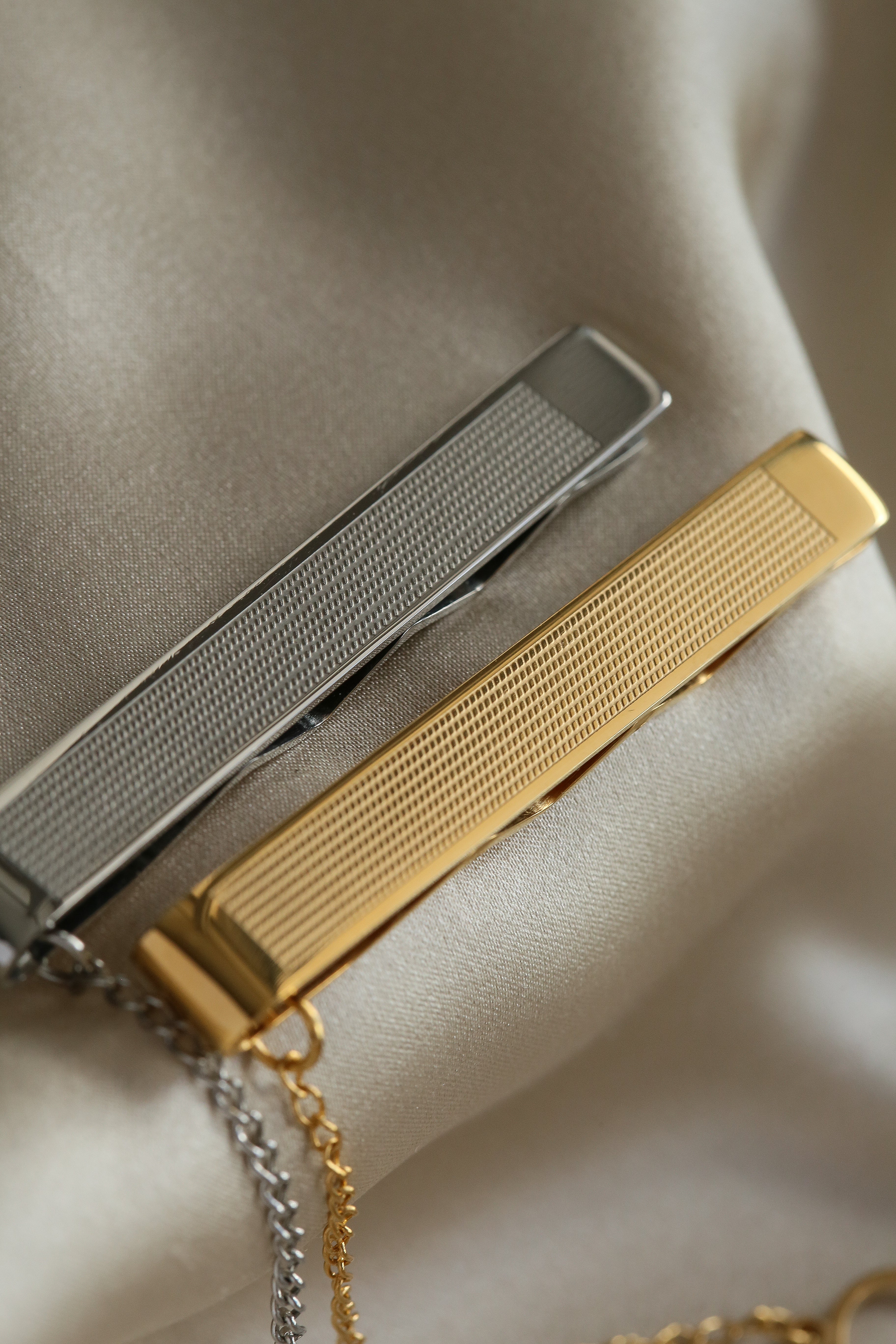 Isaac Tie Clip - Boutique Minimaliste has waterproof, durable, elegant and vintage inspired jewelry