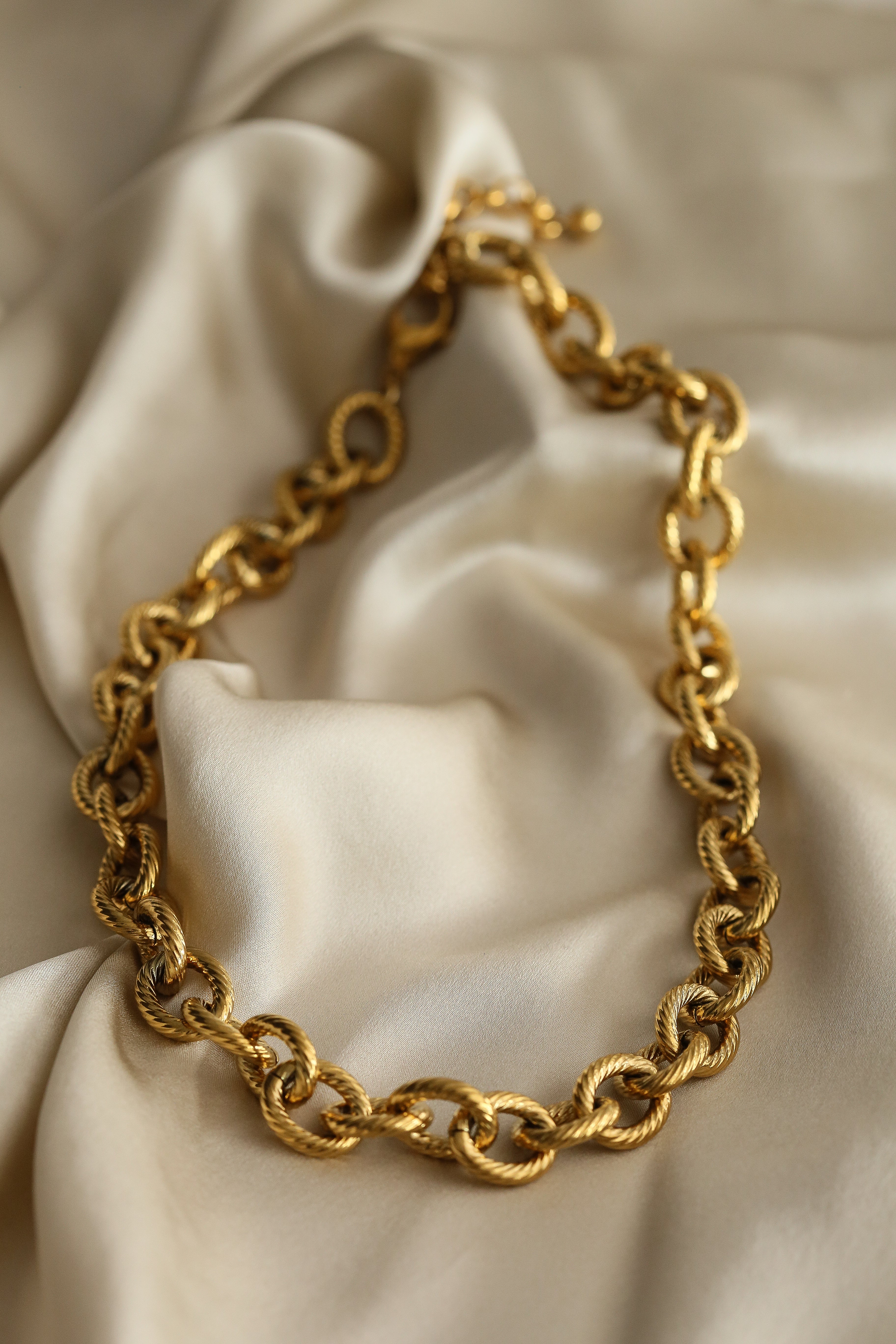 Jacqueline Necklace - Boutique Minimaliste has waterproof, durable, elegant and vintage inspired jewelry