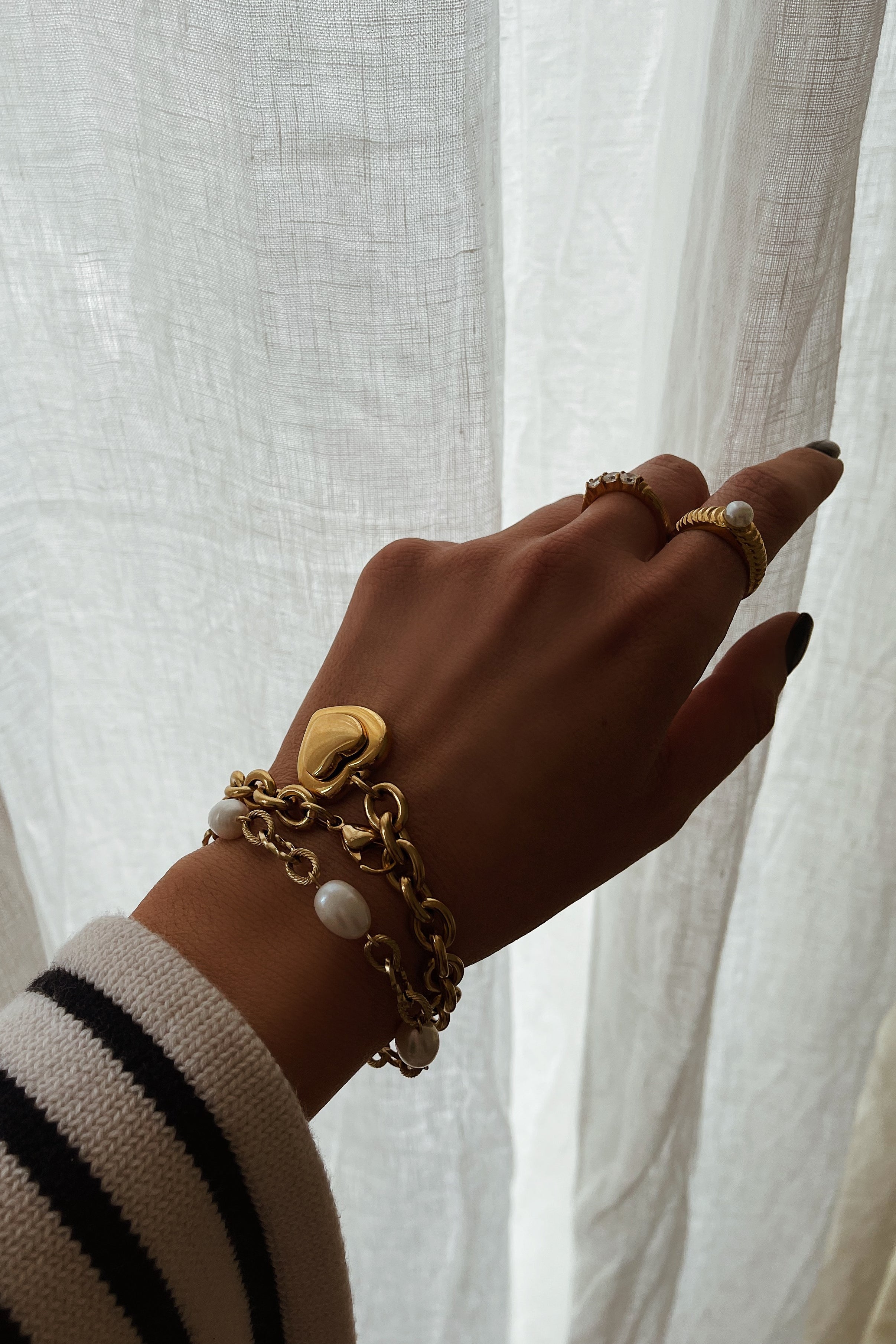 Jasmine Bracelet - Boutique Minimaliste has waterproof, durable, elegant and vintage inspired jewelry