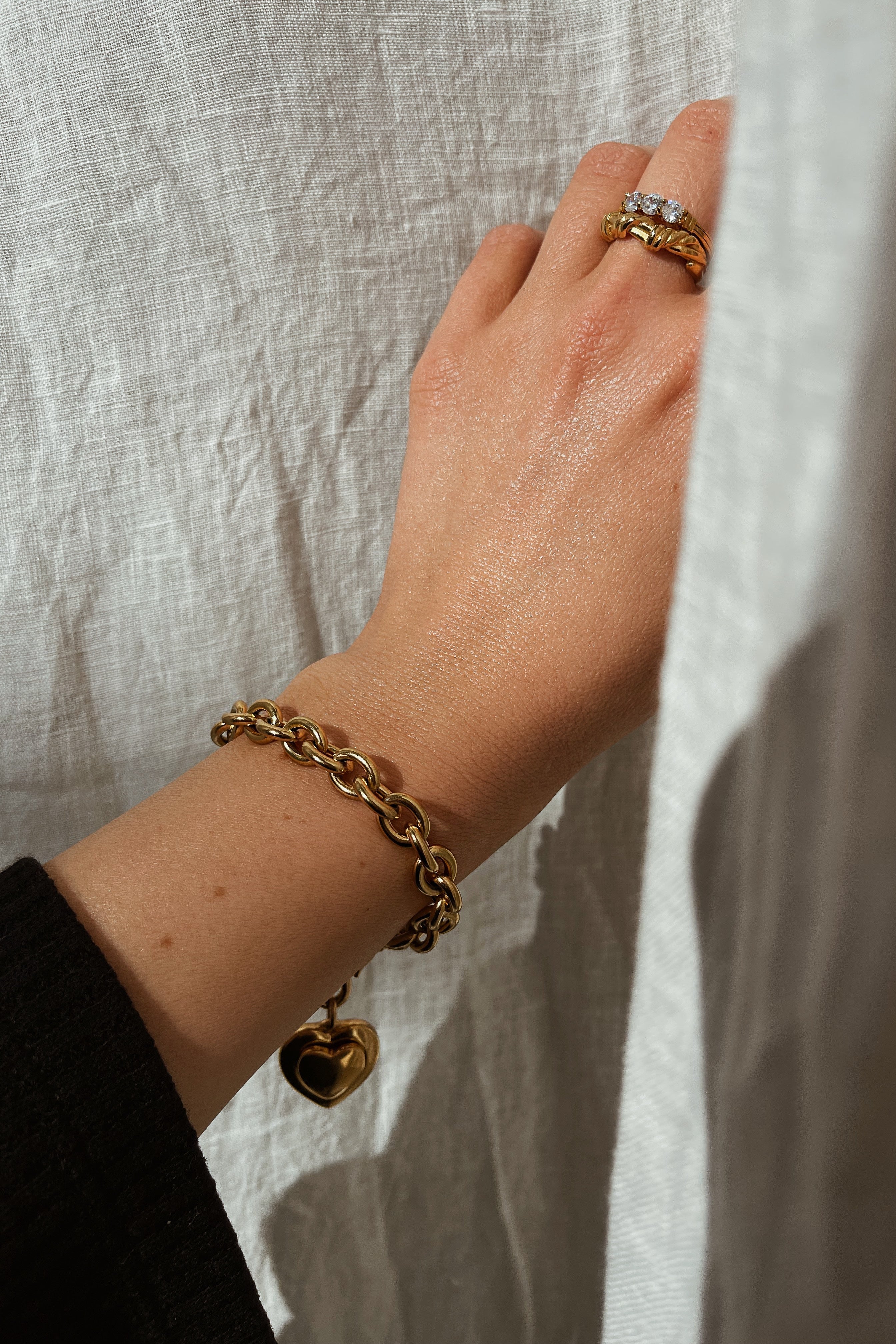 Jasmine Bracelet - Boutique Minimaliste has waterproof, durable, elegant and vintage inspired jewelry