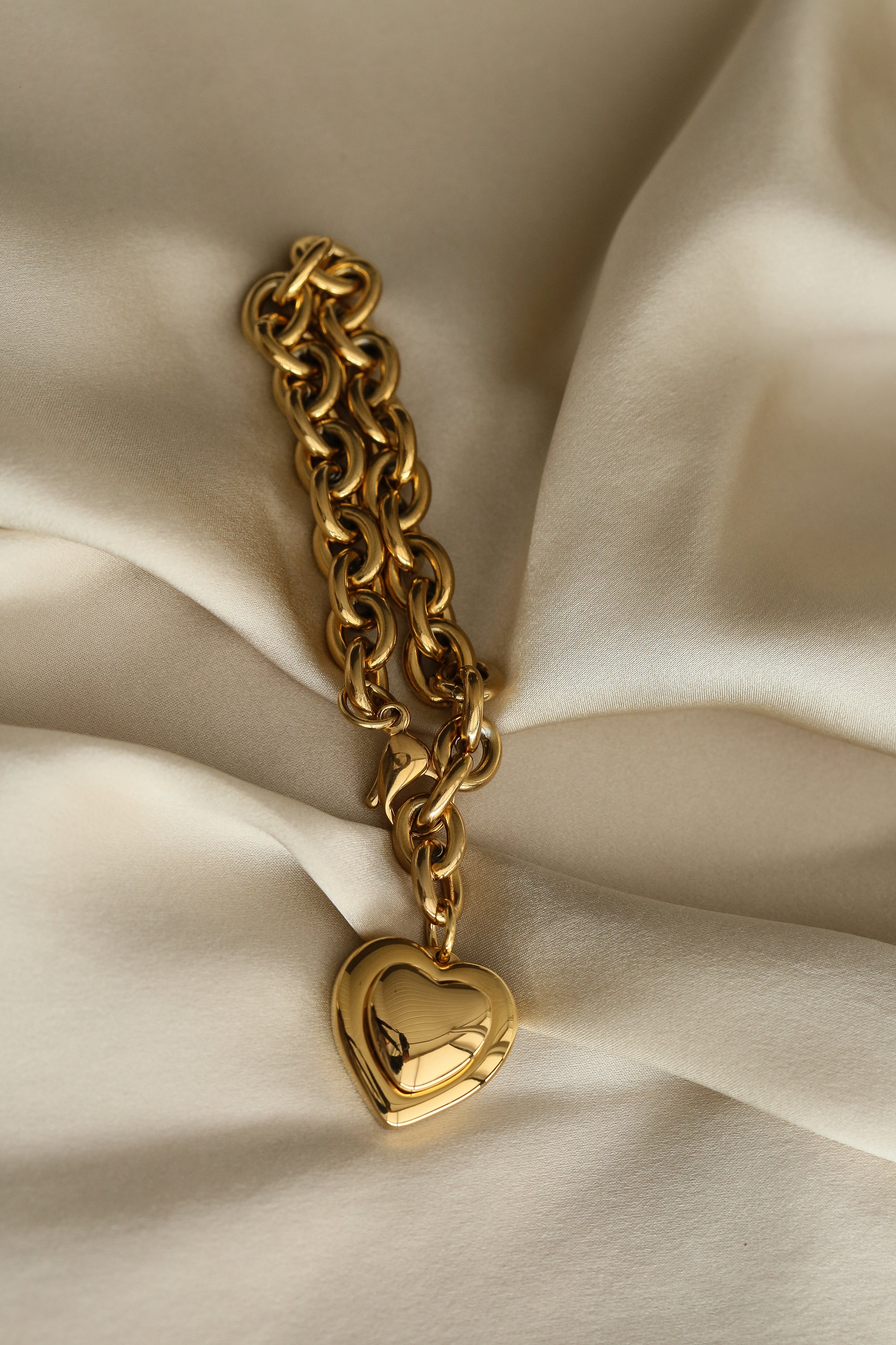 Jasmine Bracelet - Boutique Minimaliste has waterproof, durable, elegant and vintage inspired jewelry