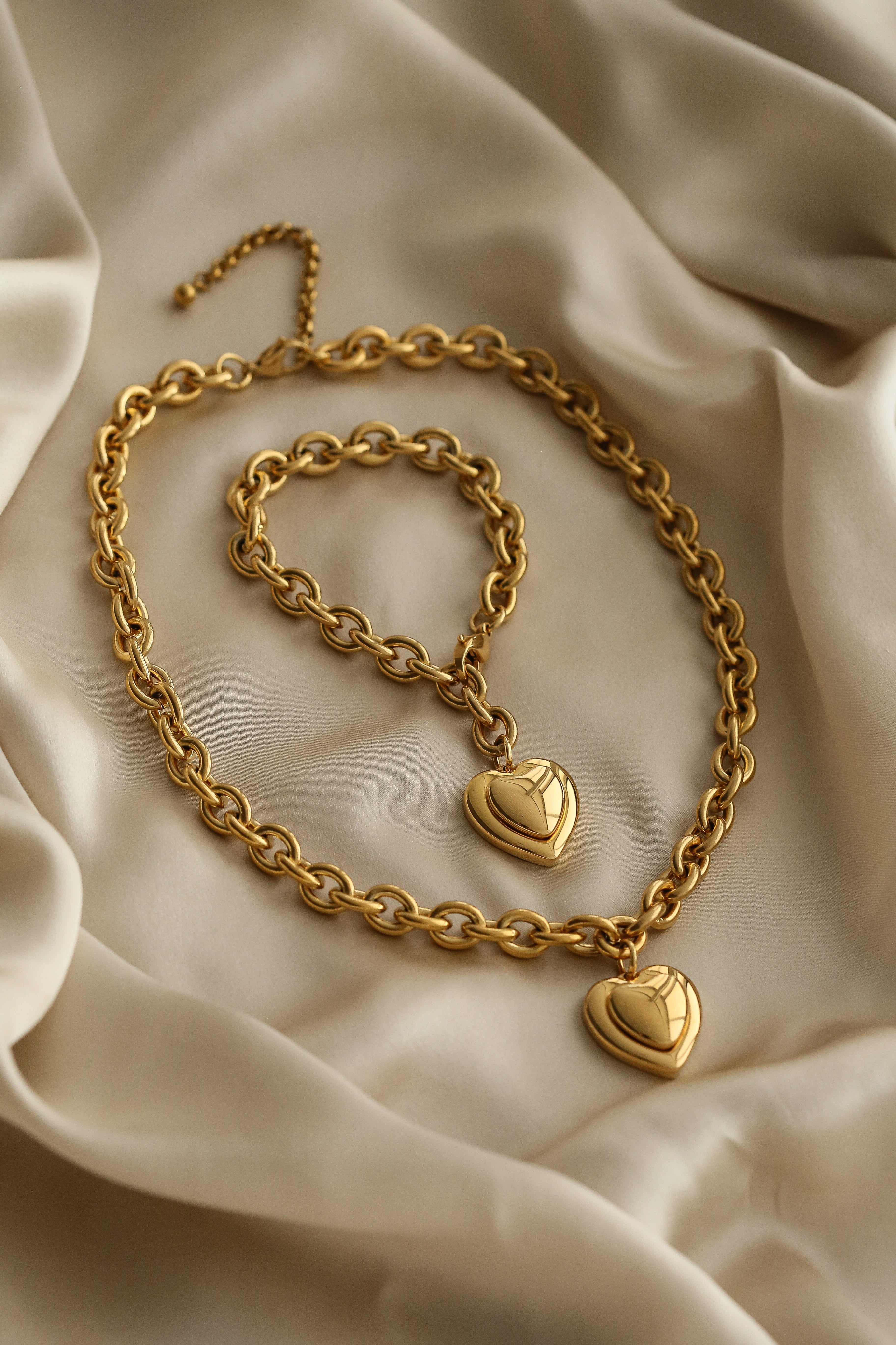 Jasmine Bracelet - Boutique Minimaliste has waterproof, durable, elegant and vintage inspired jewelry