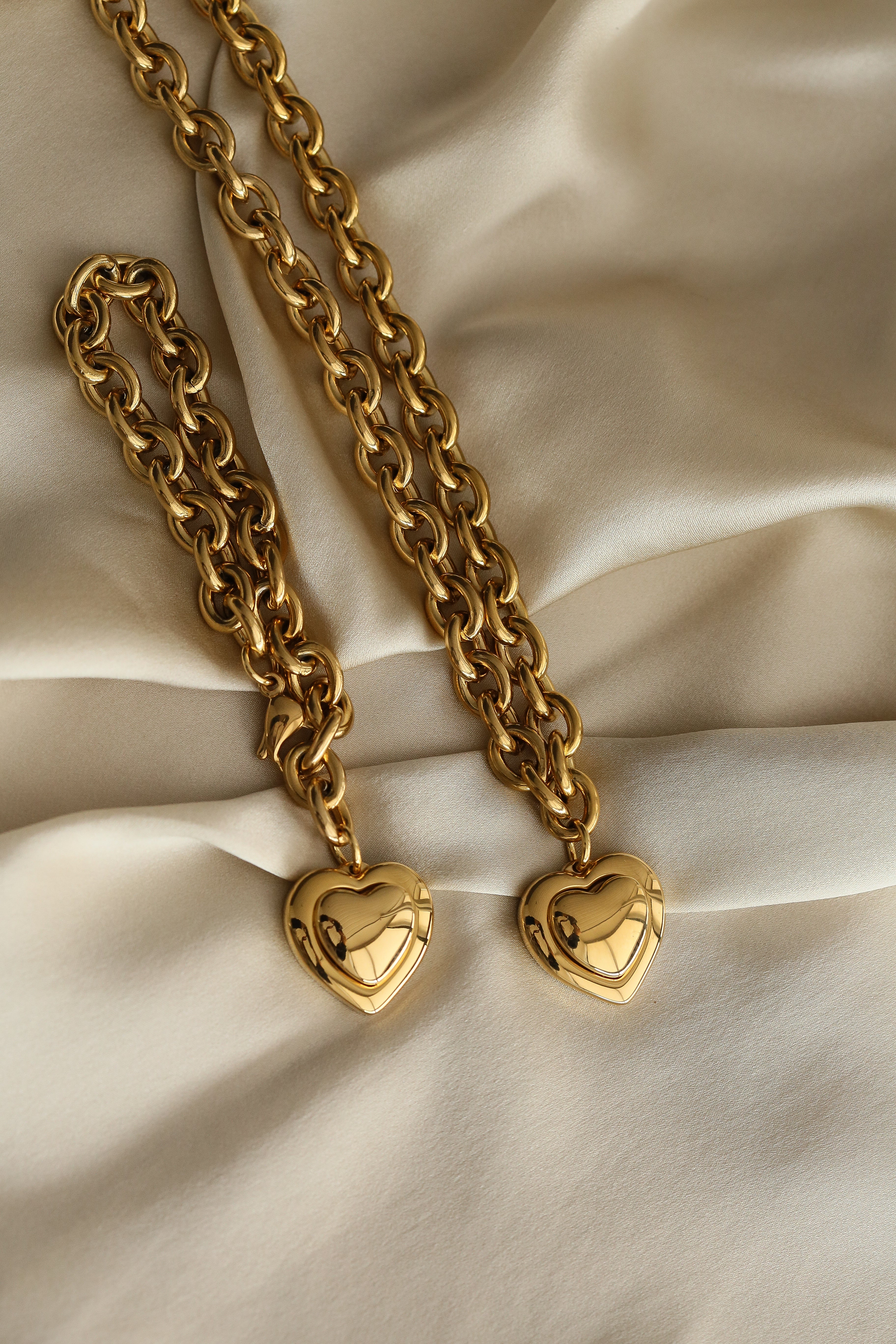 Jasmine Bracelet - Boutique Minimaliste has waterproof, durable, elegant and vintage inspired jewelry