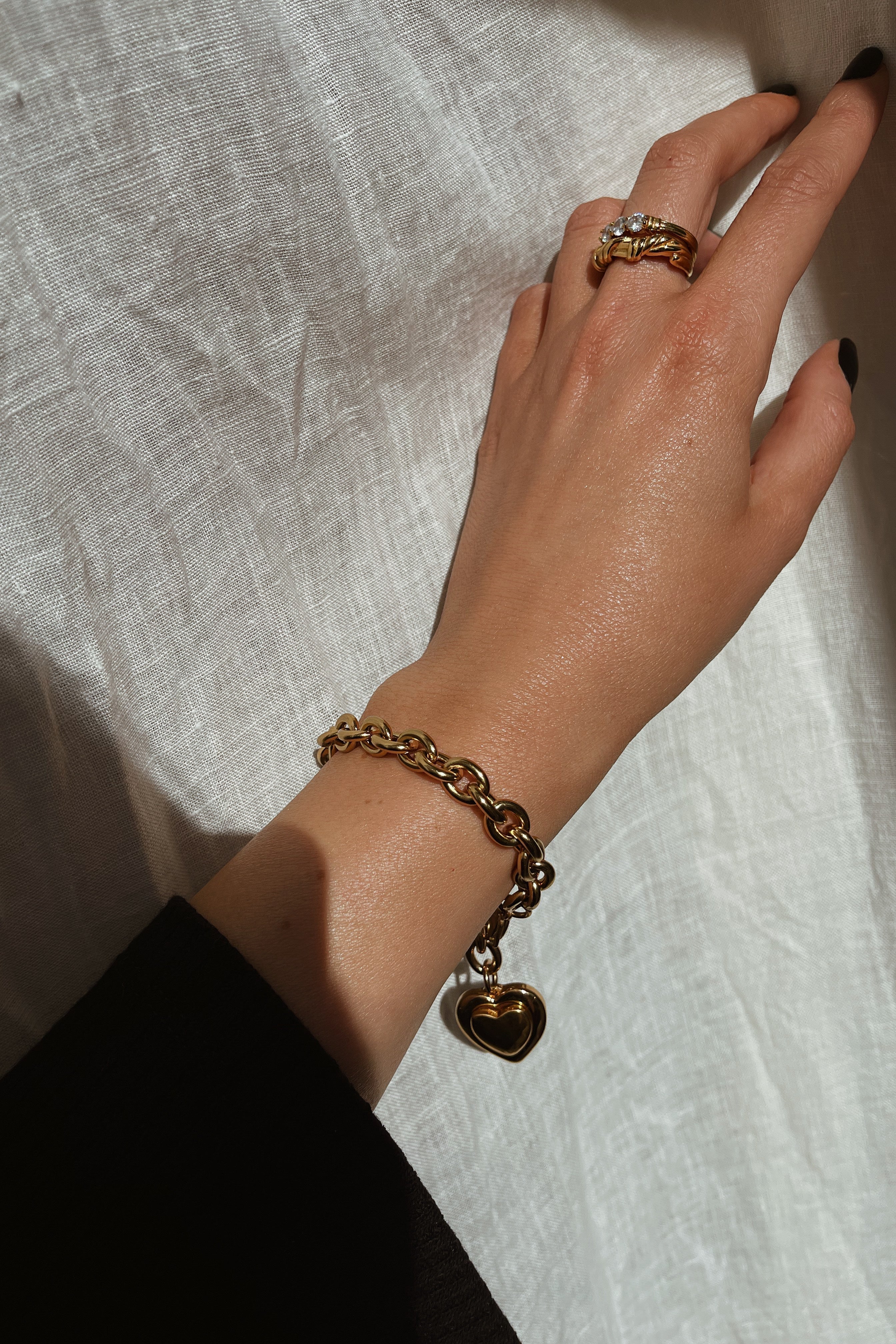 Jasmine Bracelet - Boutique Minimaliste has waterproof, durable, elegant and vintage inspired jewelry
