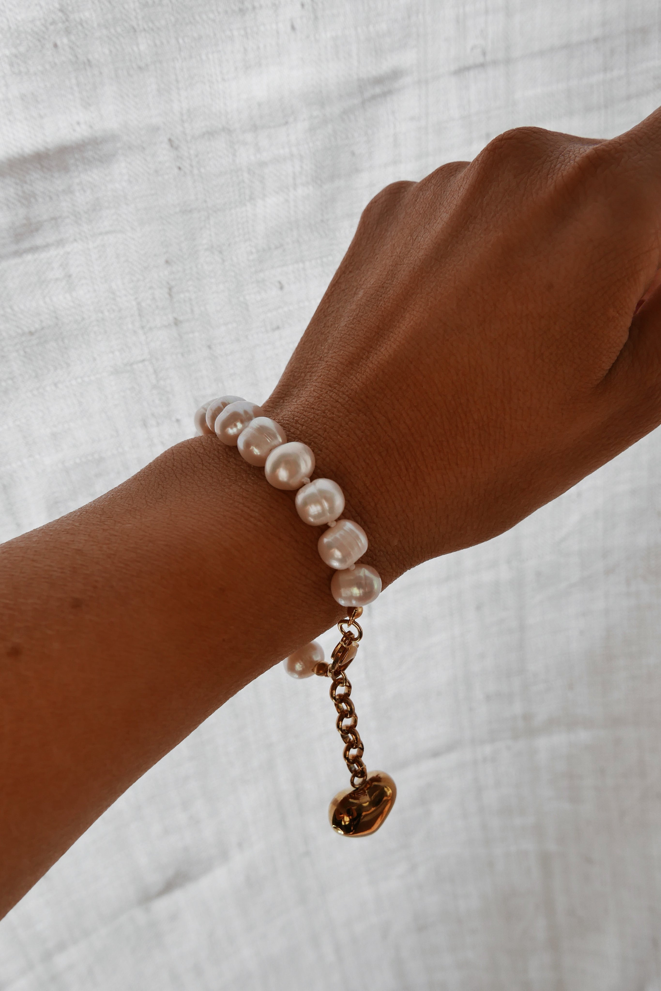 Karina Bracelet - Boutique Minimaliste has waterproof, durable, elegant and vintage inspired jewelry