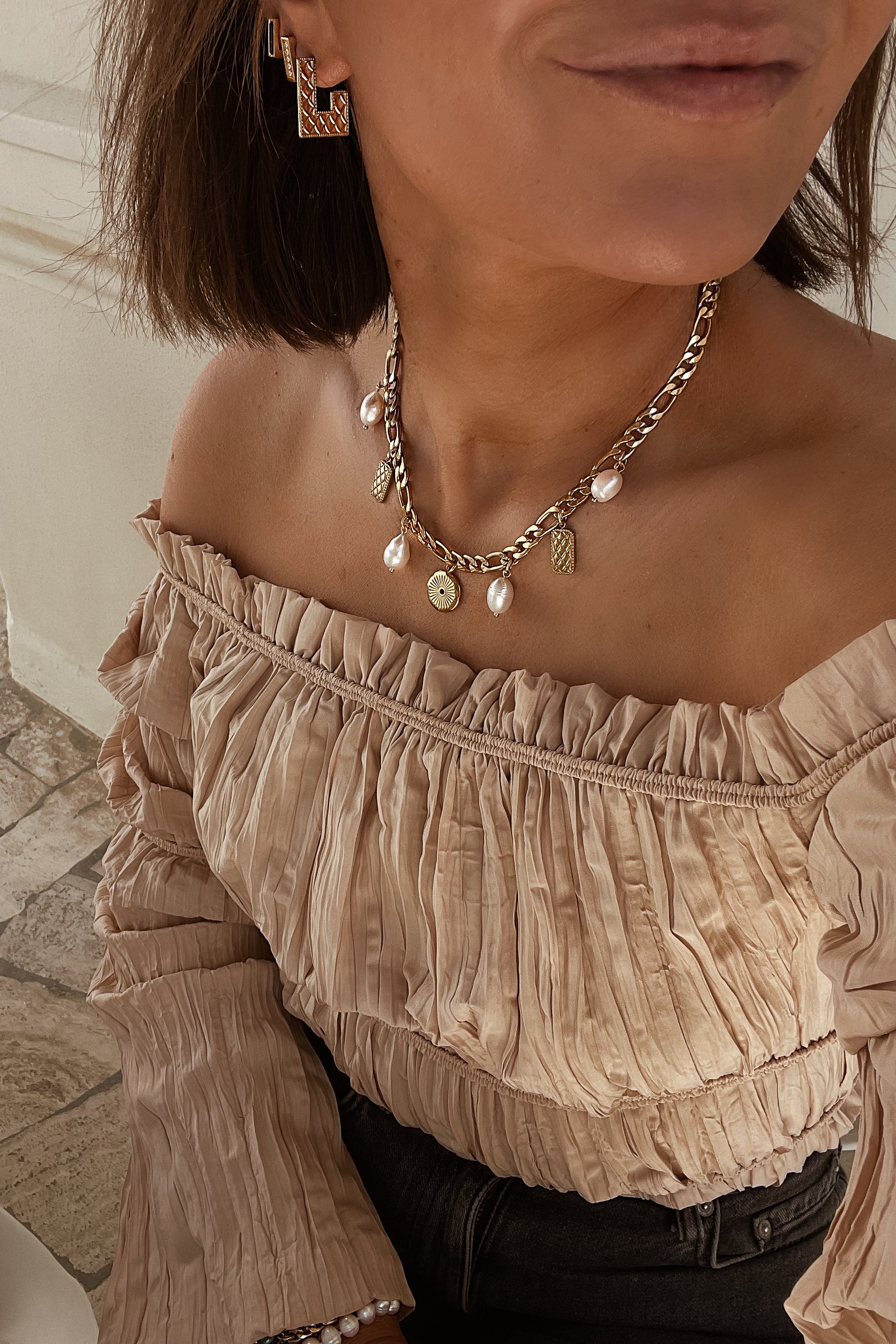 Kate Necklace - Boutique Minimaliste has waterproof, durable, elegant and vintage inspired jewelry