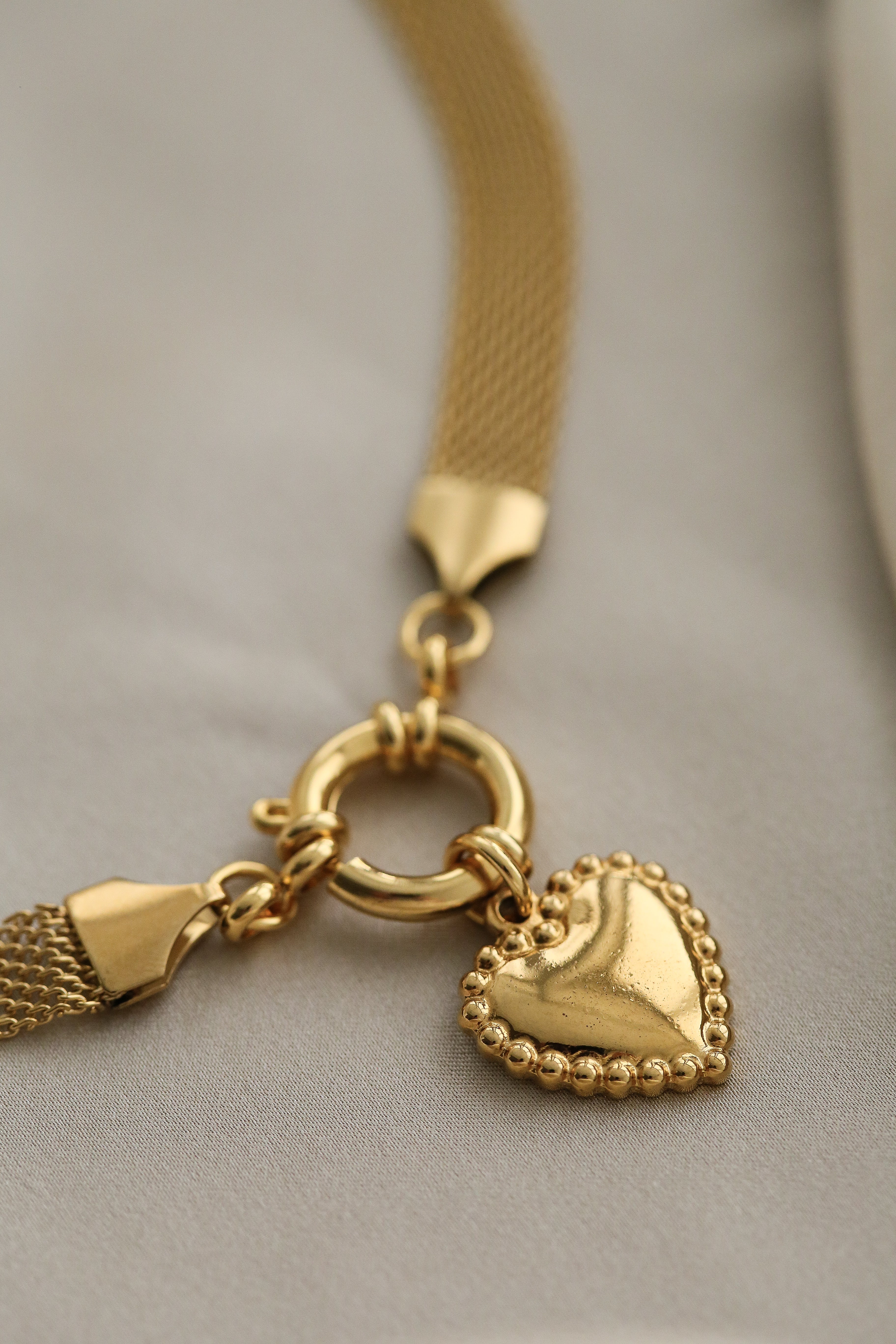 Kayla Necklace - Boutique Minimaliste has waterproof, durable, elegant and vintage inspired jewelry