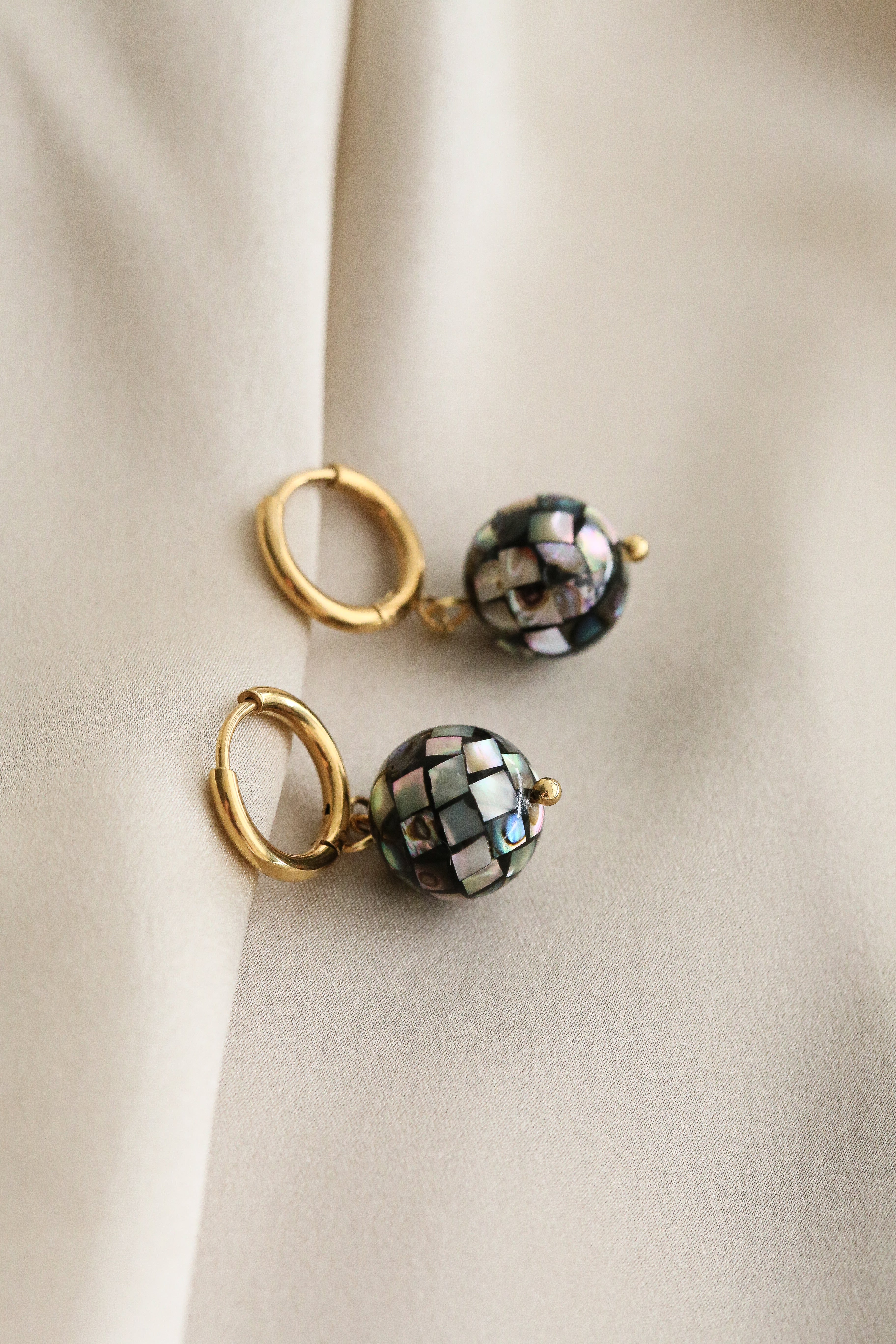 Kelsey Earrings - Boutique Minimaliste has waterproof, durable, elegant and vintage inspired jewelry