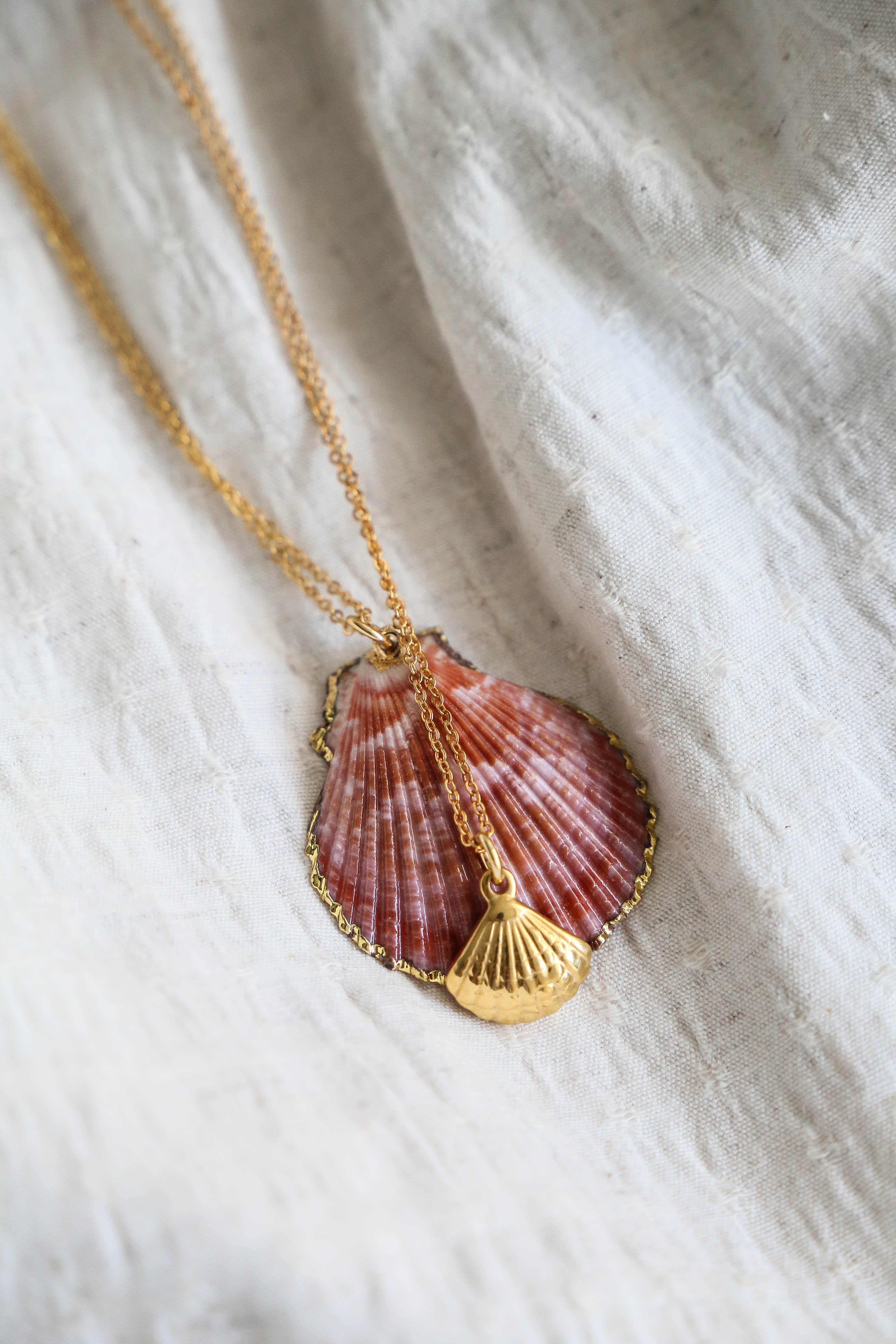 La Mer Necklace - has waterproof, durable, elegant and vintage inspired jewelry