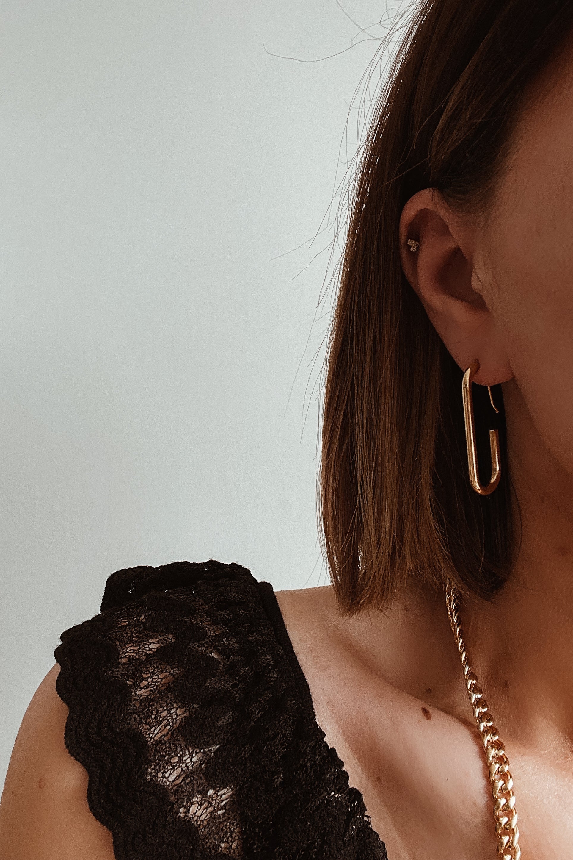 Lila Earrings - Boutique Minimaliste has waterproof, durable, elegant and vintage inspired jewelry