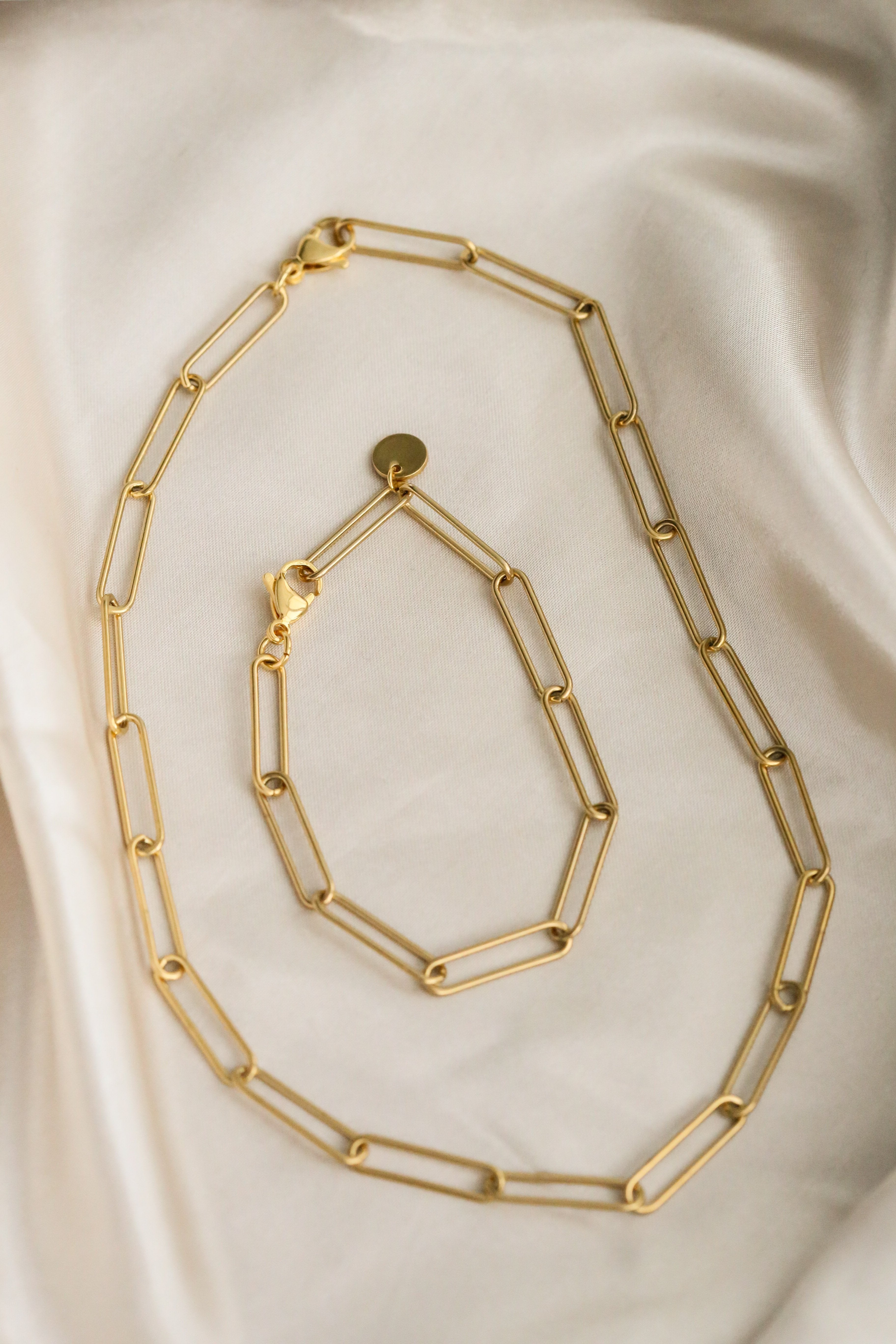 Lucius necklace - Boutique Minimaliste has waterproof, durable, elegant and vintage inspired jewelry