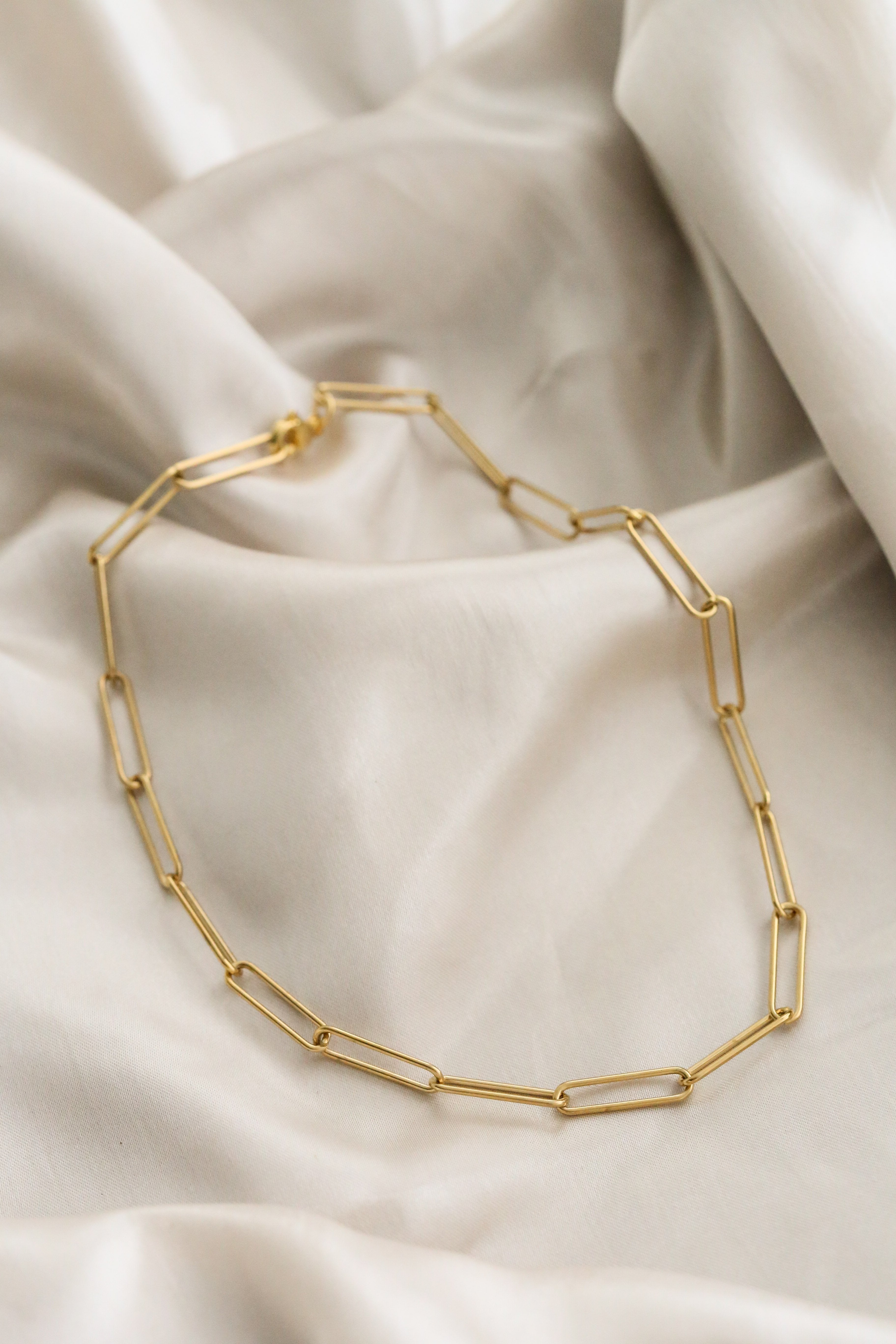 Lucius necklace - Boutique Minimaliste has waterproof, durable, elegant and vintage inspired jewelry