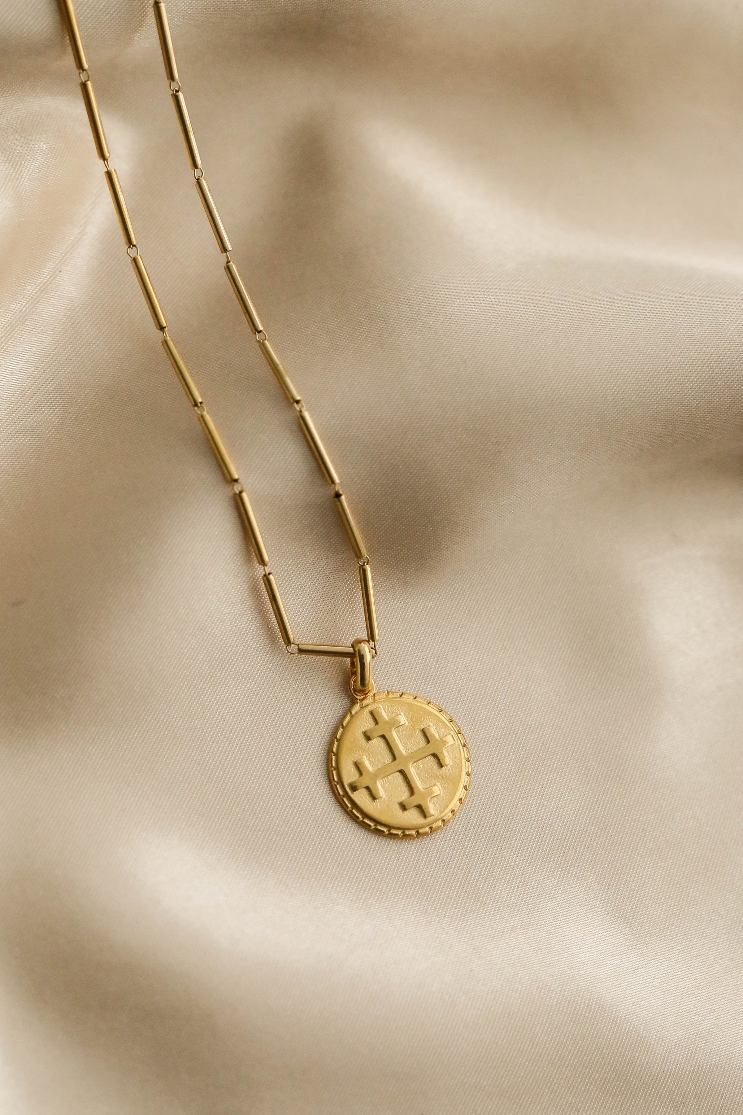 'Lucky Me' Necklace - Boutique Minimaliste has waterproof, durable, elegant and vintage inspired jewelry