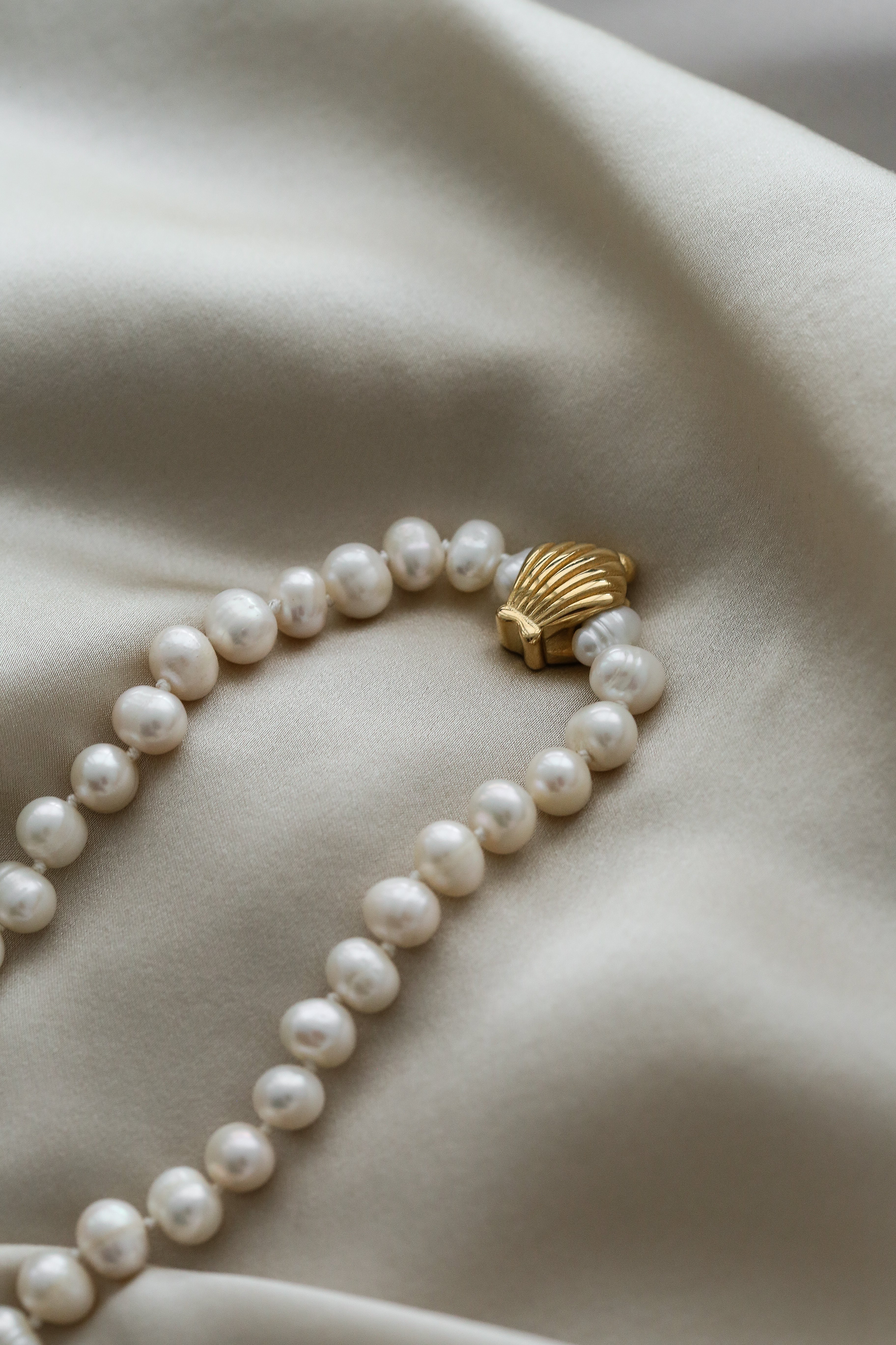 Mermaid Necklace - Boutique Minimaliste has waterproof, durable, elegant and vintage inspired jewelry