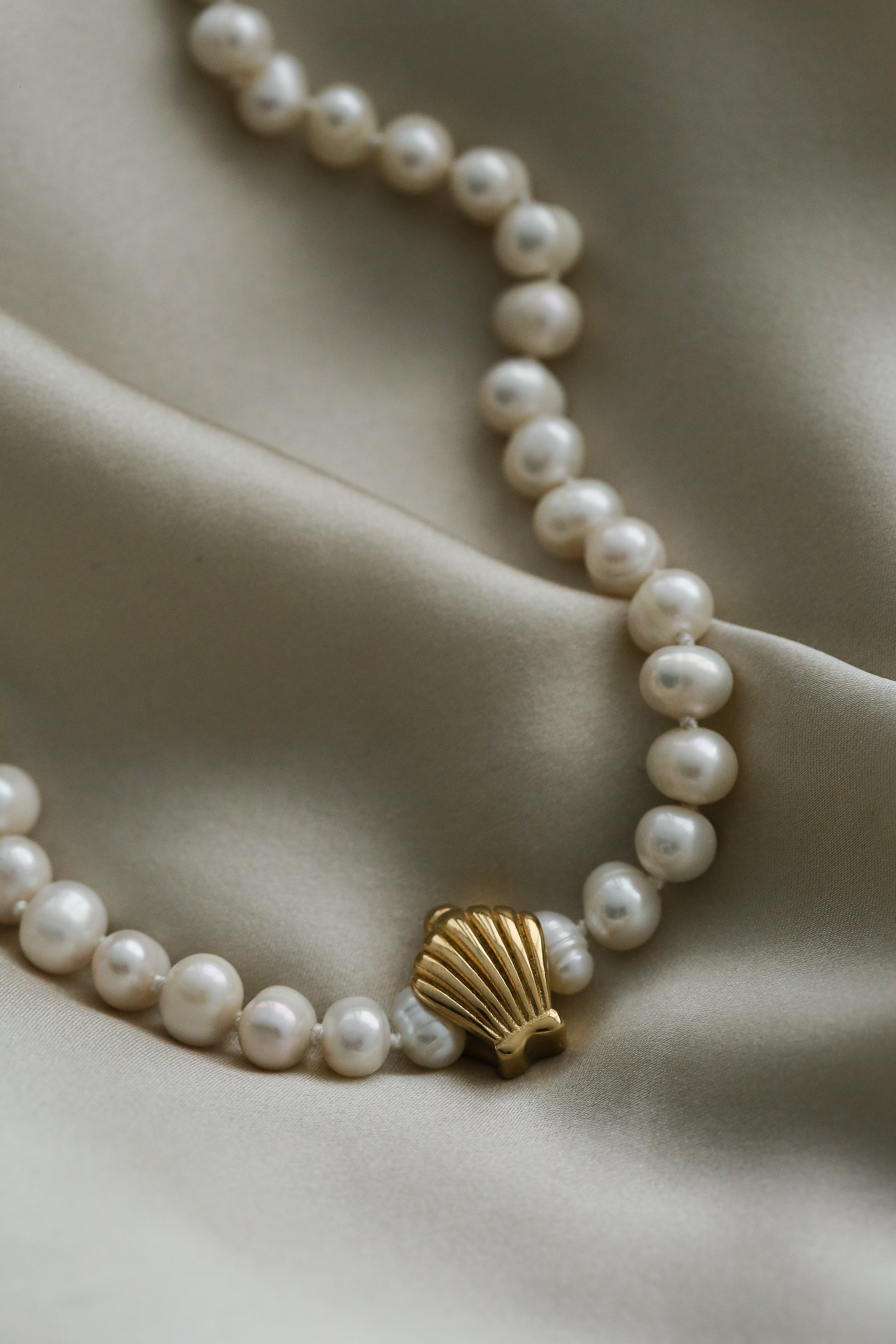 Mermaid Necklace - Boutique Minimaliste has waterproof, durable, elegant and vintage inspired jewelry