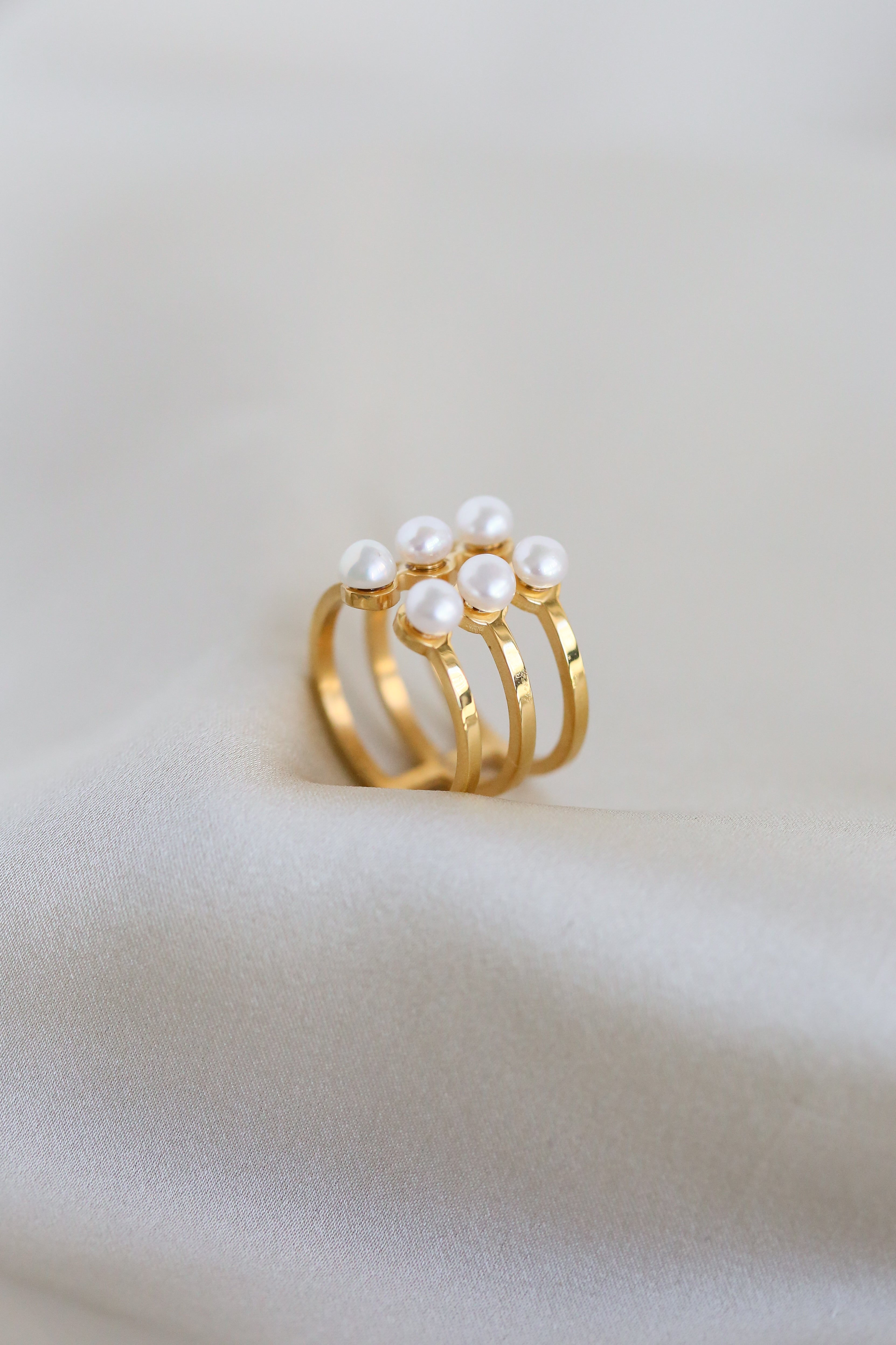 Millie Ring - Boutique Minimaliste has waterproof, durable, elegant and vintage inspired jewelry