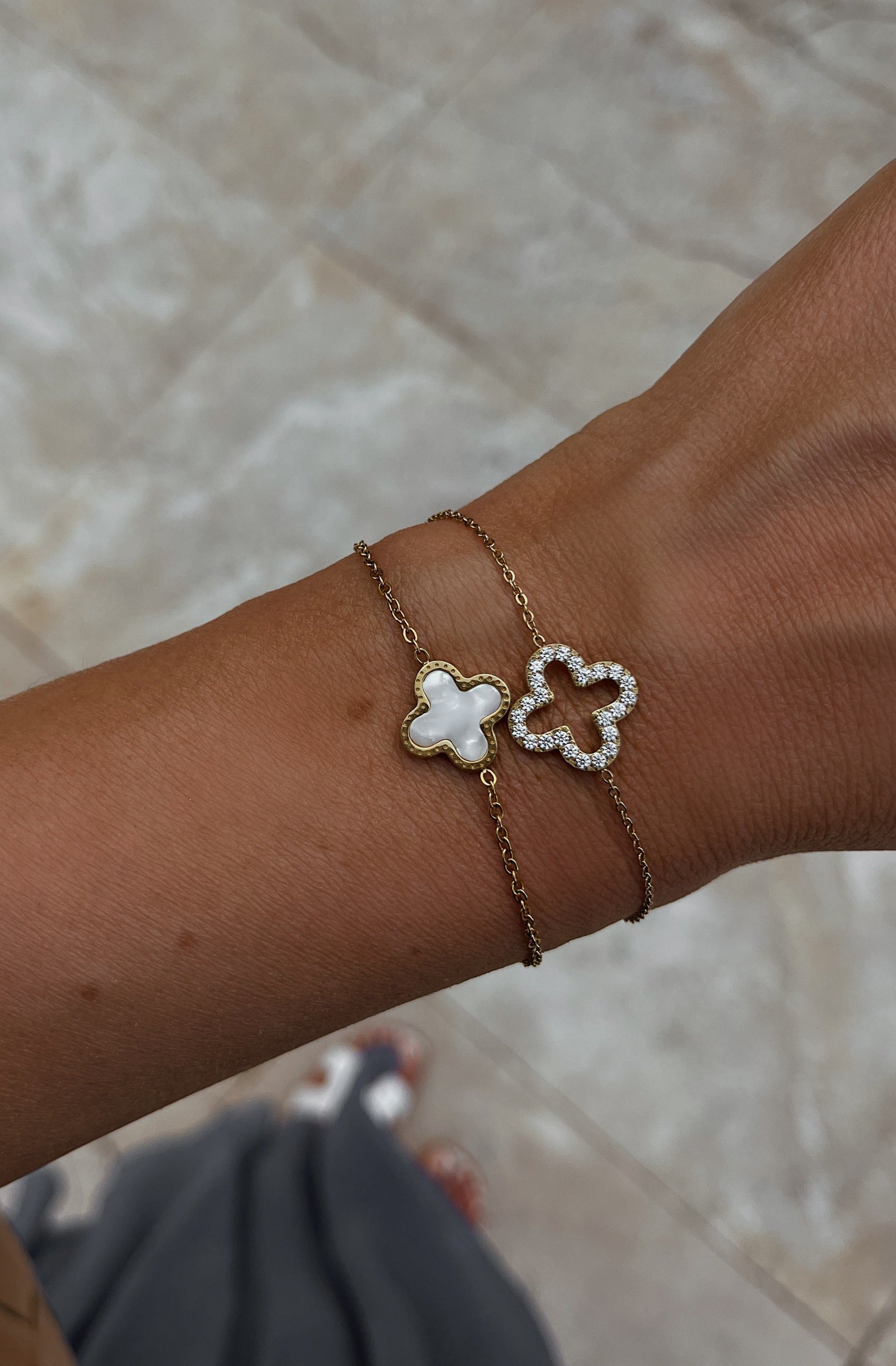 Mimi Bracelet - Boutique Minimaliste has waterproof, durable, elegant and vintage inspired jewelry