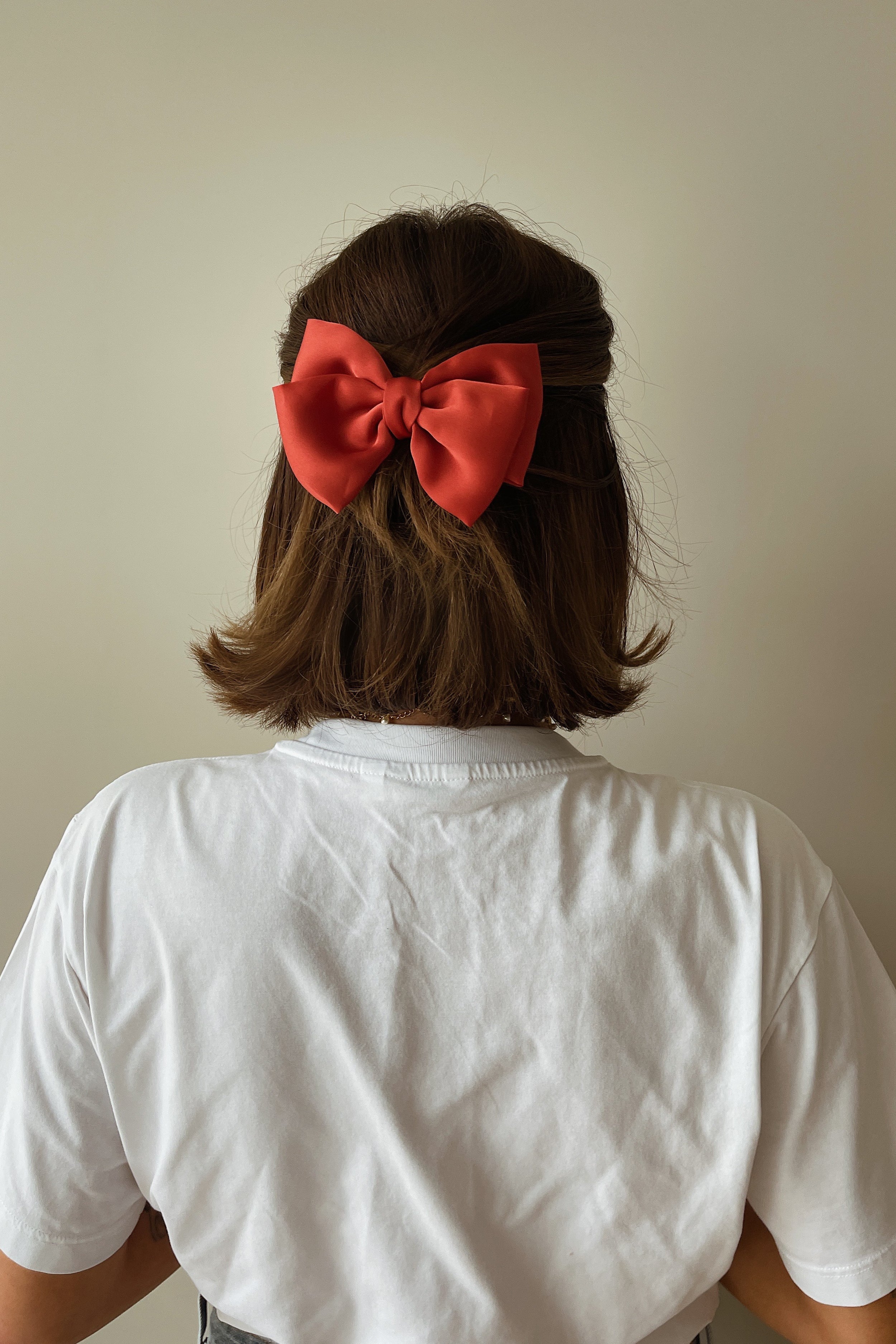 Mona Hair clip - Boutique Minimaliste has waterproof, durable, elegant and vintage inspired jewelry