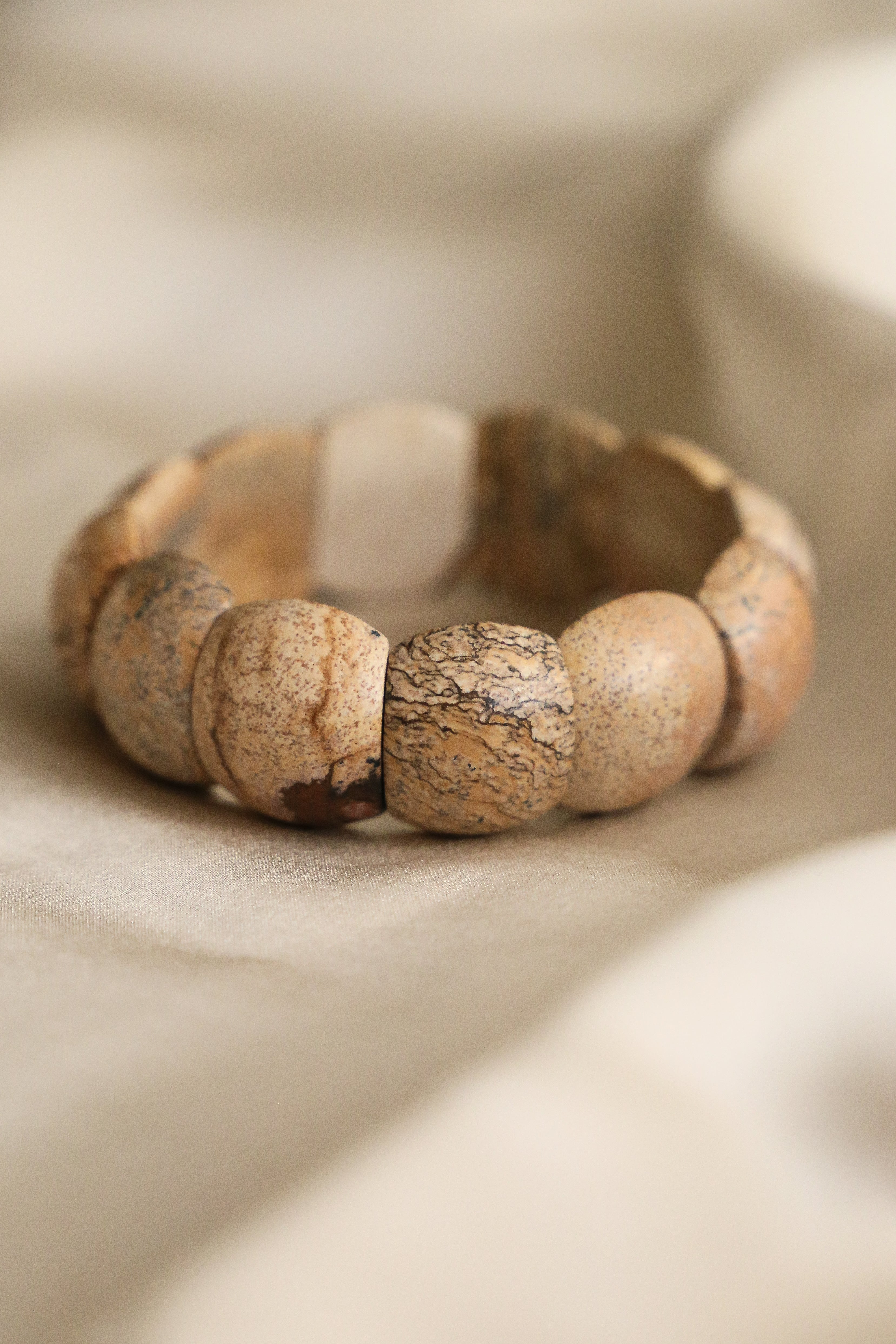 Naomi bracelet - Boutique Minimaliste has waterproof, durable, elegant and vintage inspired jewelry