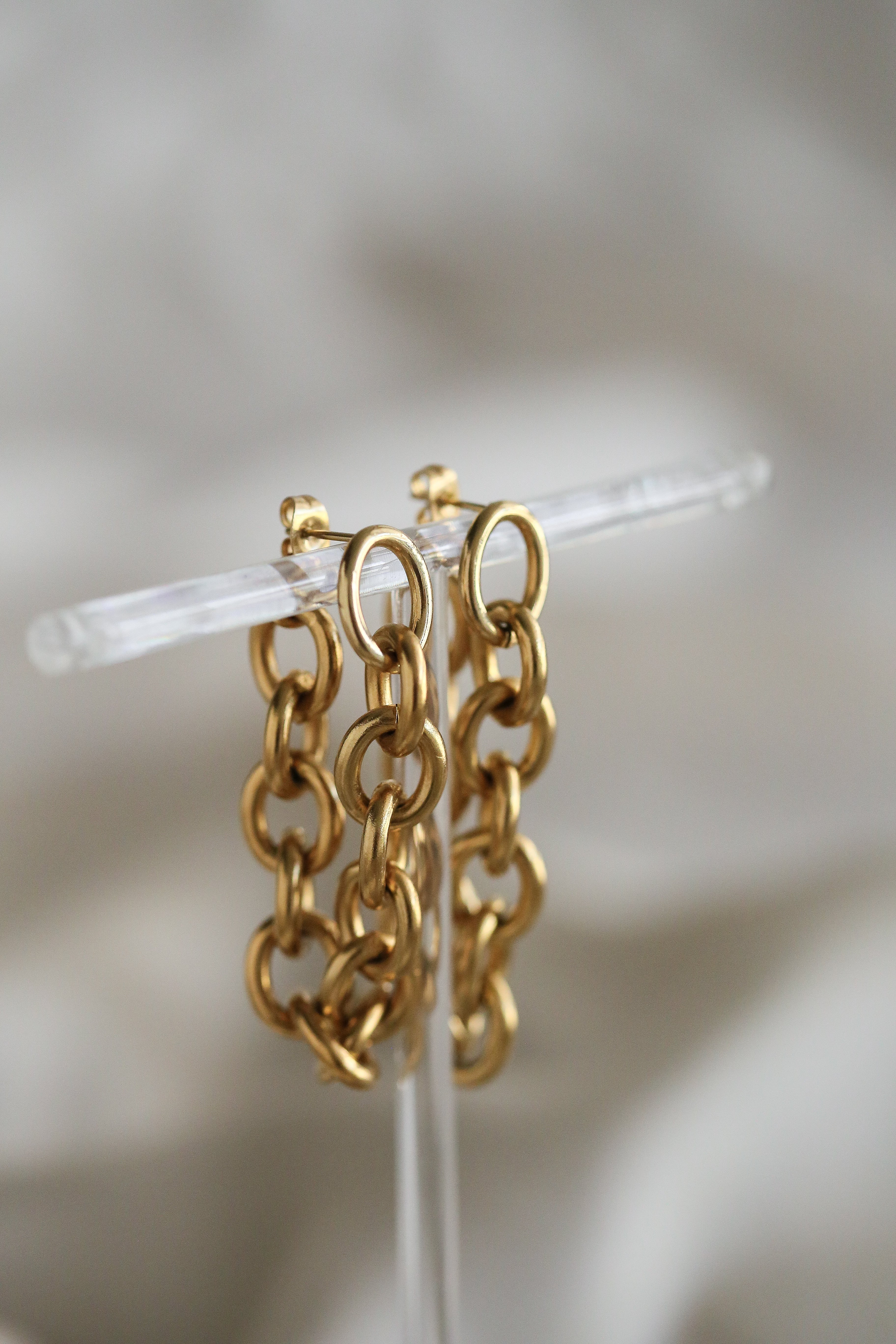 Nieve Earrings - Boutique Minimaliste has waterproof, durable, elegant and vintage inspired jewelry