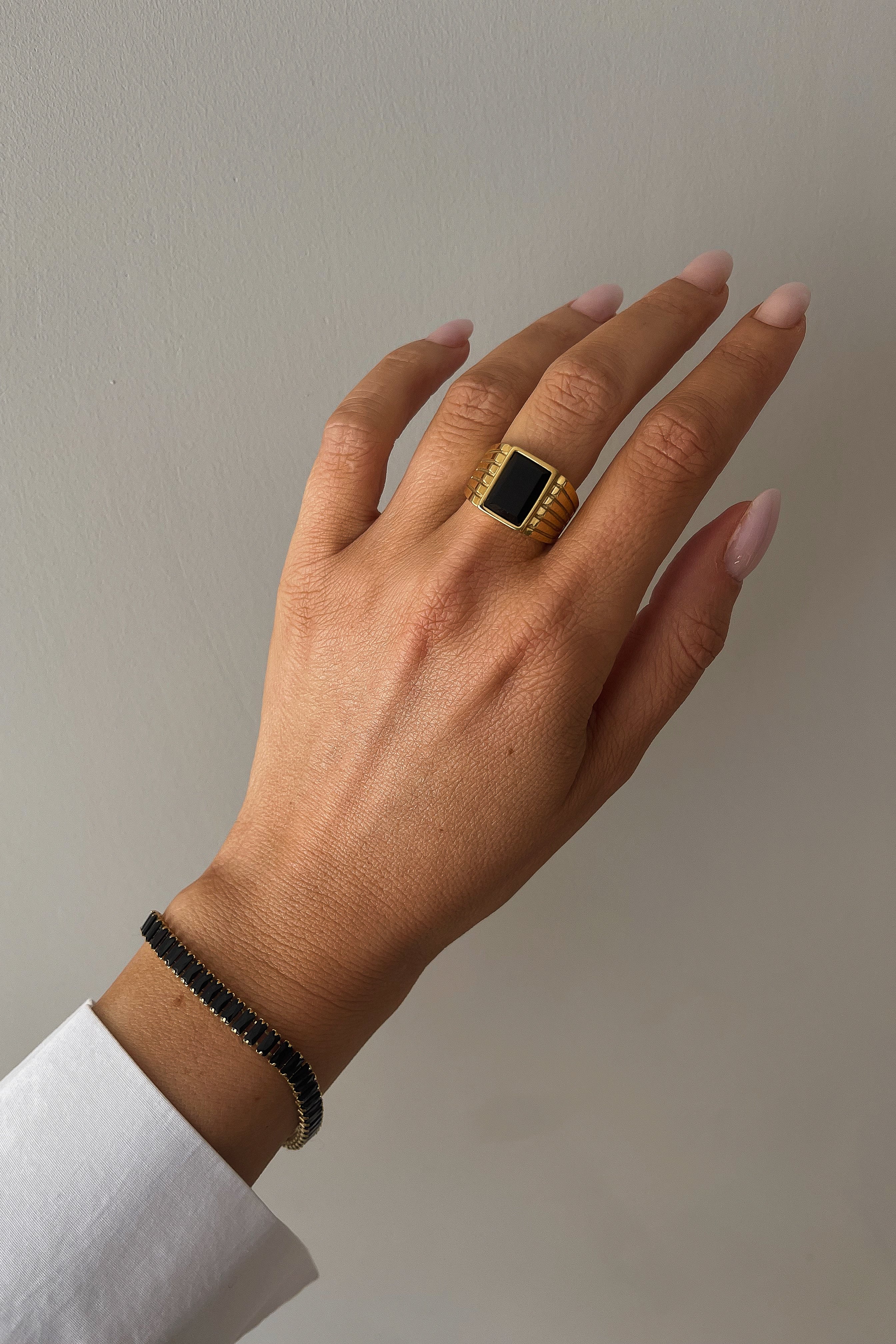 Odille Ring - Boutique Minimaliste has waterproof, durable, elegant and vintage inspired jewelry