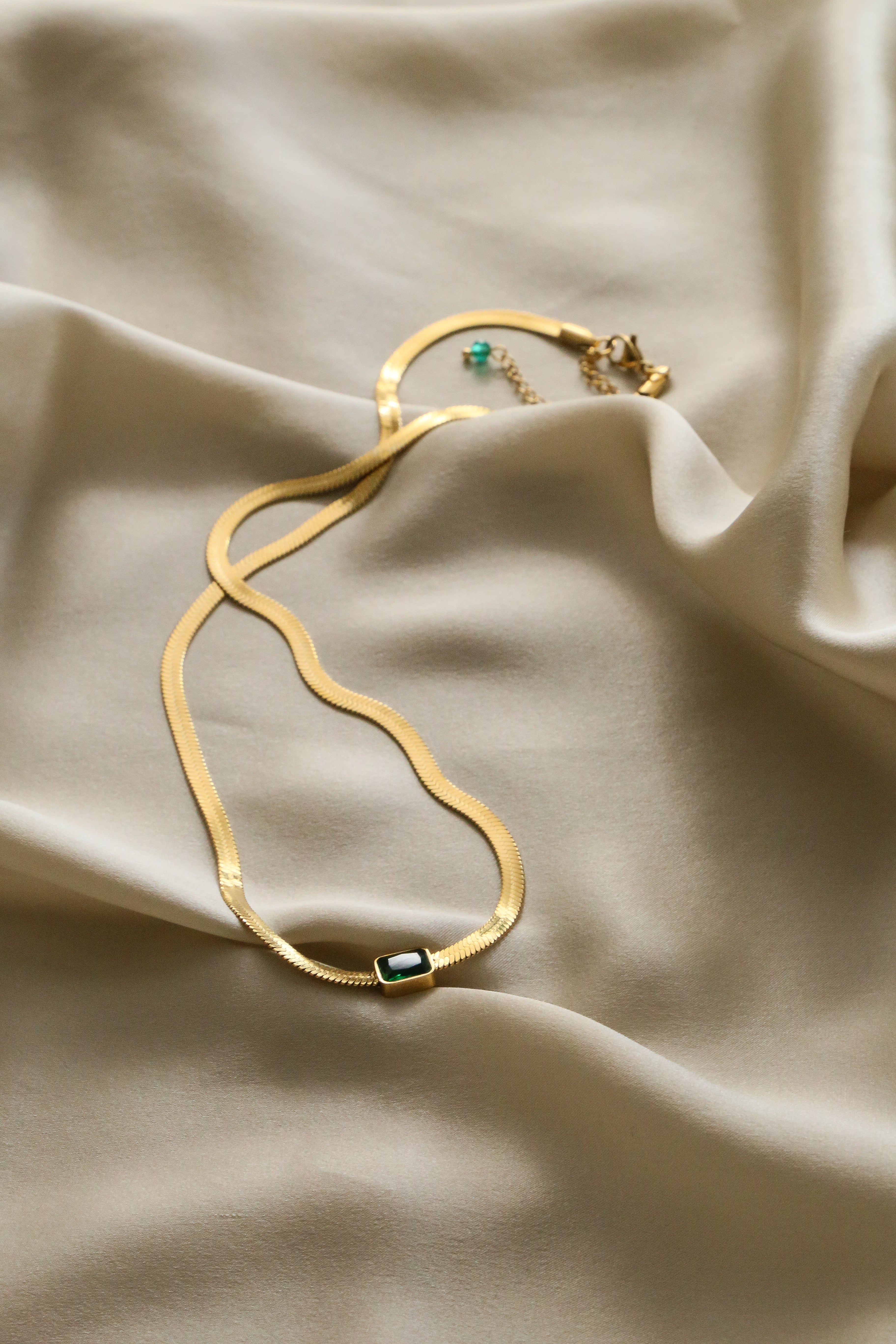 Pamela Necklace - Boutique Minimaliste has waterproof, durable, elegant and vintage inspired jewelry