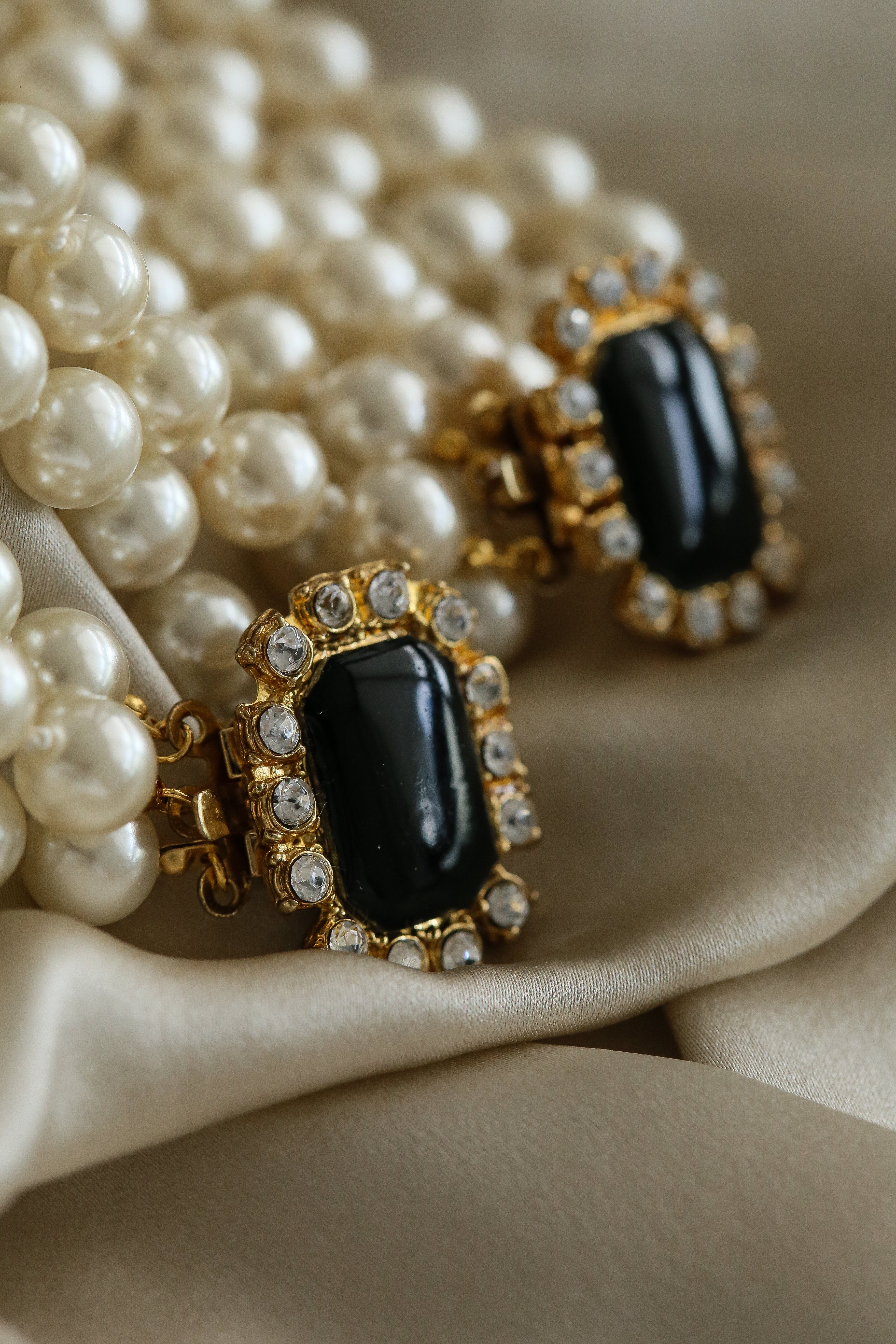 Paris (Vintage) Necklace - Boutique Minimaliste has waterproof, durable, elegant and vintage inspired jewelry