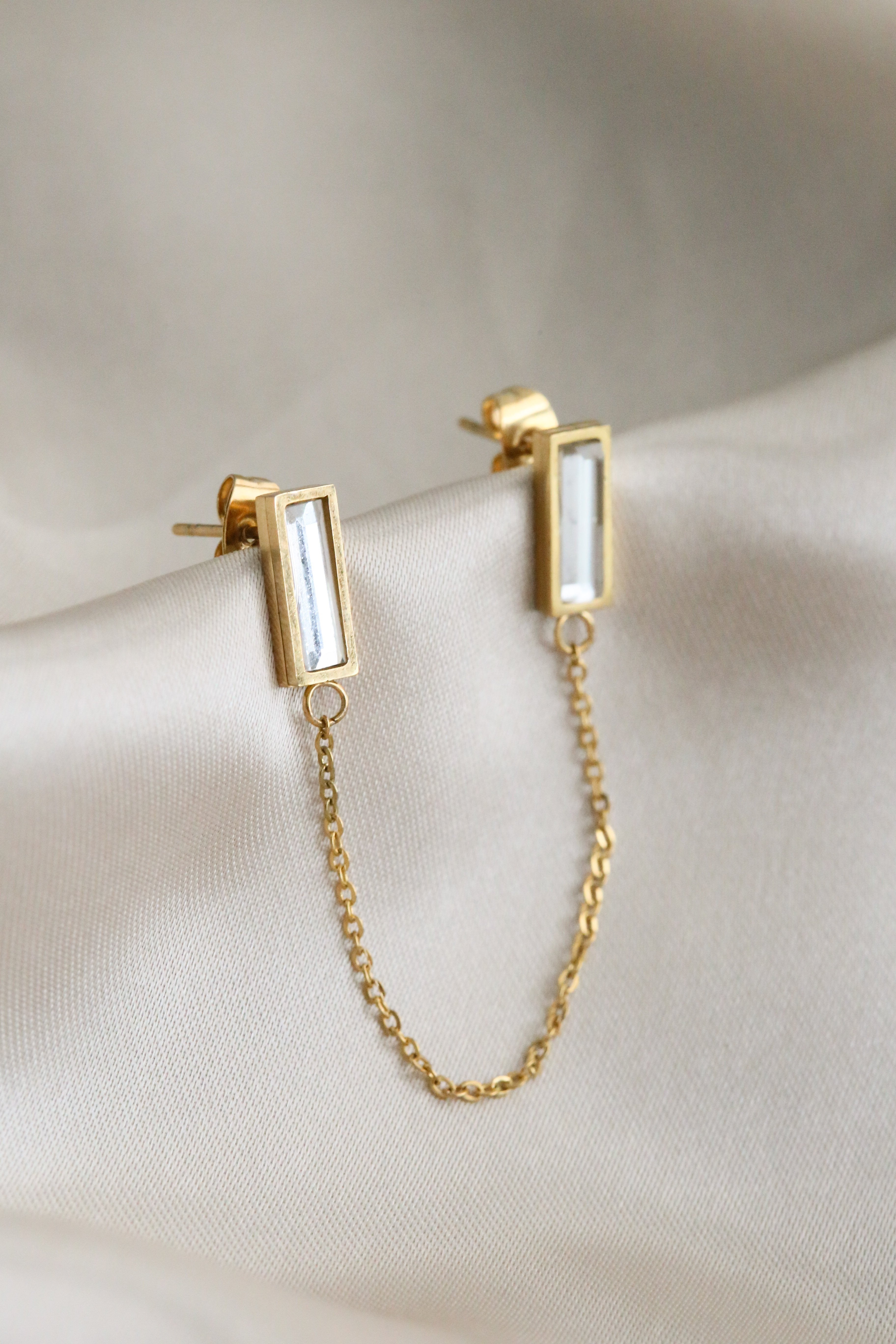 Parma Earrings - Boutique Minimaliste has waterproof, durable, elegant and vintage inspired jewelry