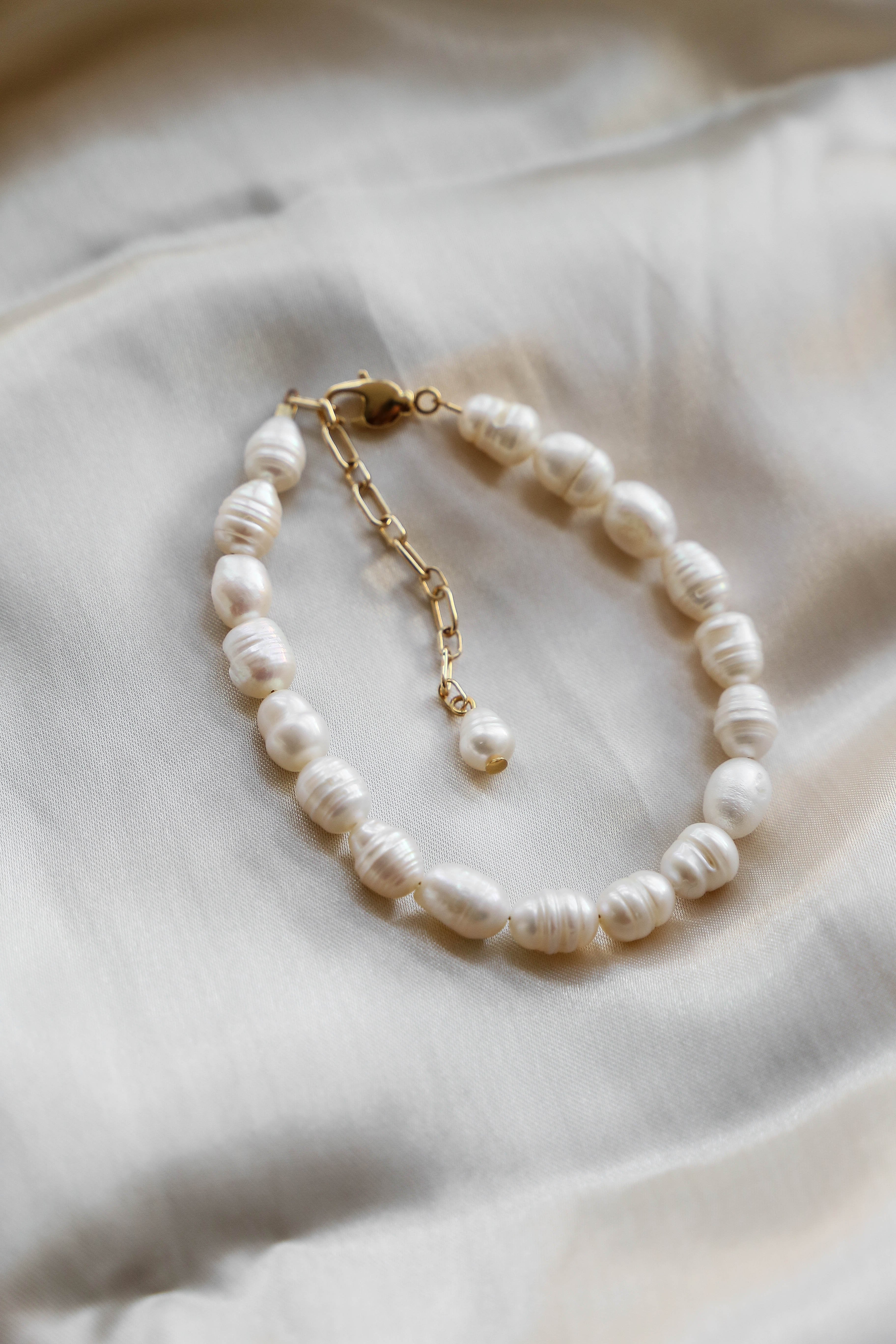 Jacey Pearl Anklet - Boutique Minimaliste has waterproof, durable, elegant and vintage inspired jewelry