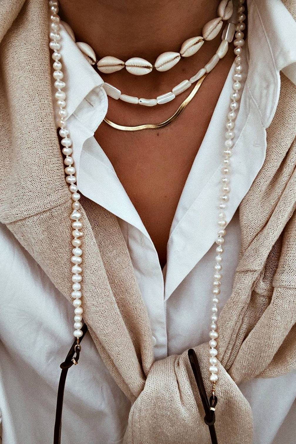 Pearls - Sunglasses Chain - Boutique Minimaliste has waterproof, durable, elegant and vintage inspired jewelry