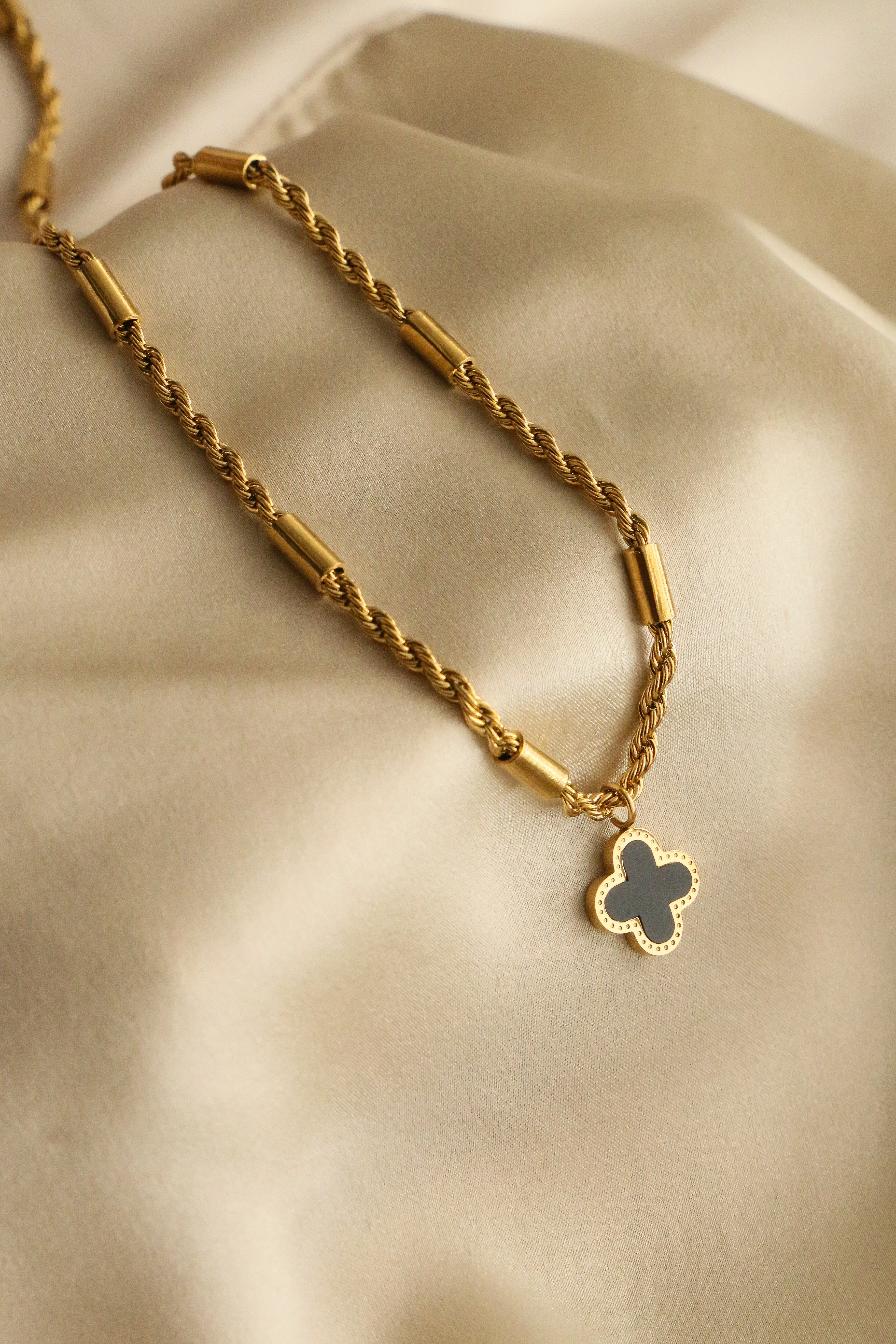 Petal Necklace - Boutique Minimaliste has waterproof, durable, elegant and vintage inspired jewelry