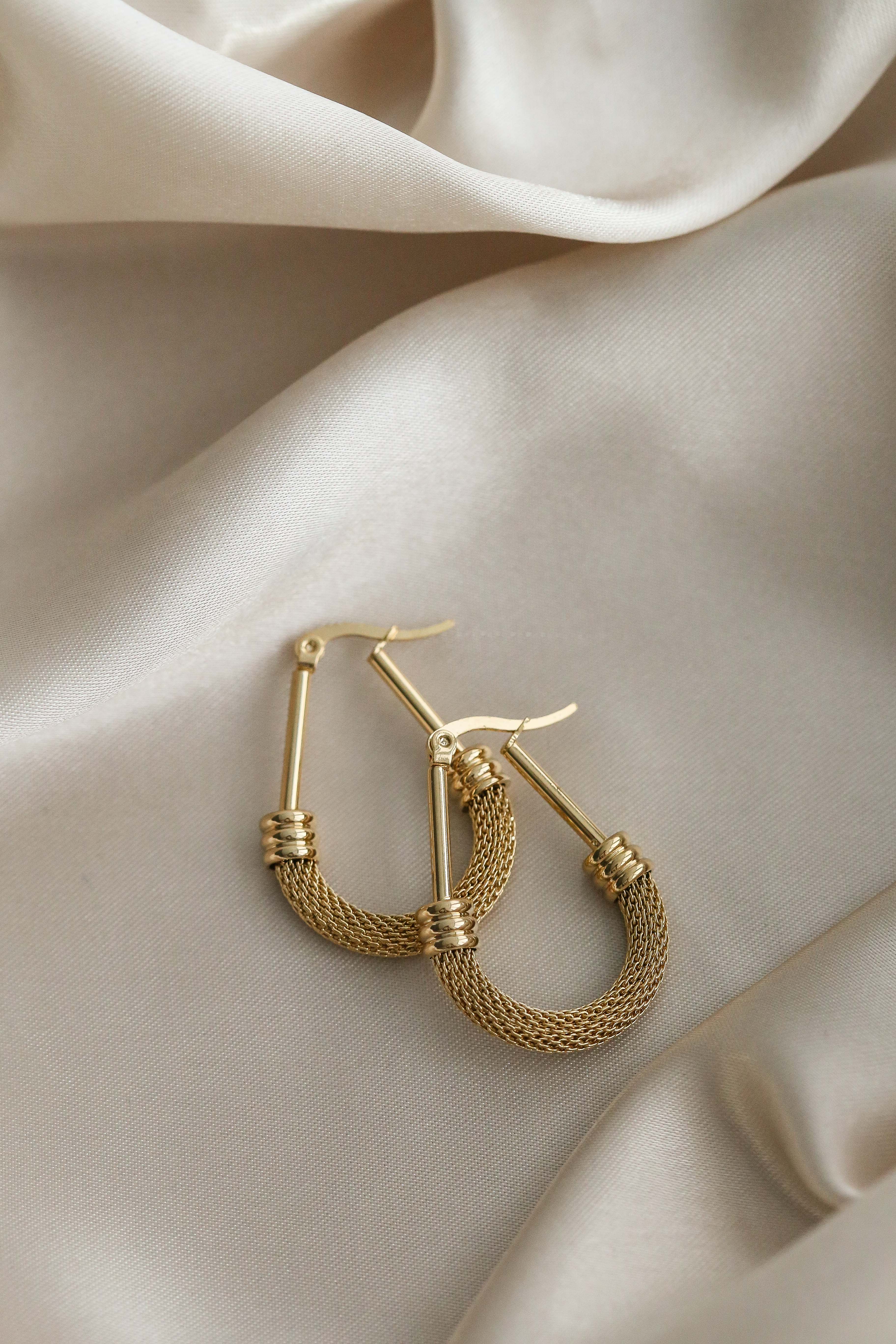 Phoebe Hoop Earrings - Boutique Minimaliste has waterproof, durable, elegant and vintage inspired jewelry