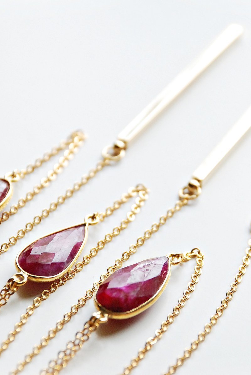 Precious Stones Lariat Necklaces - Boutique Minimaliste has waterproof, durable, elegant and vintage inspired jewelry