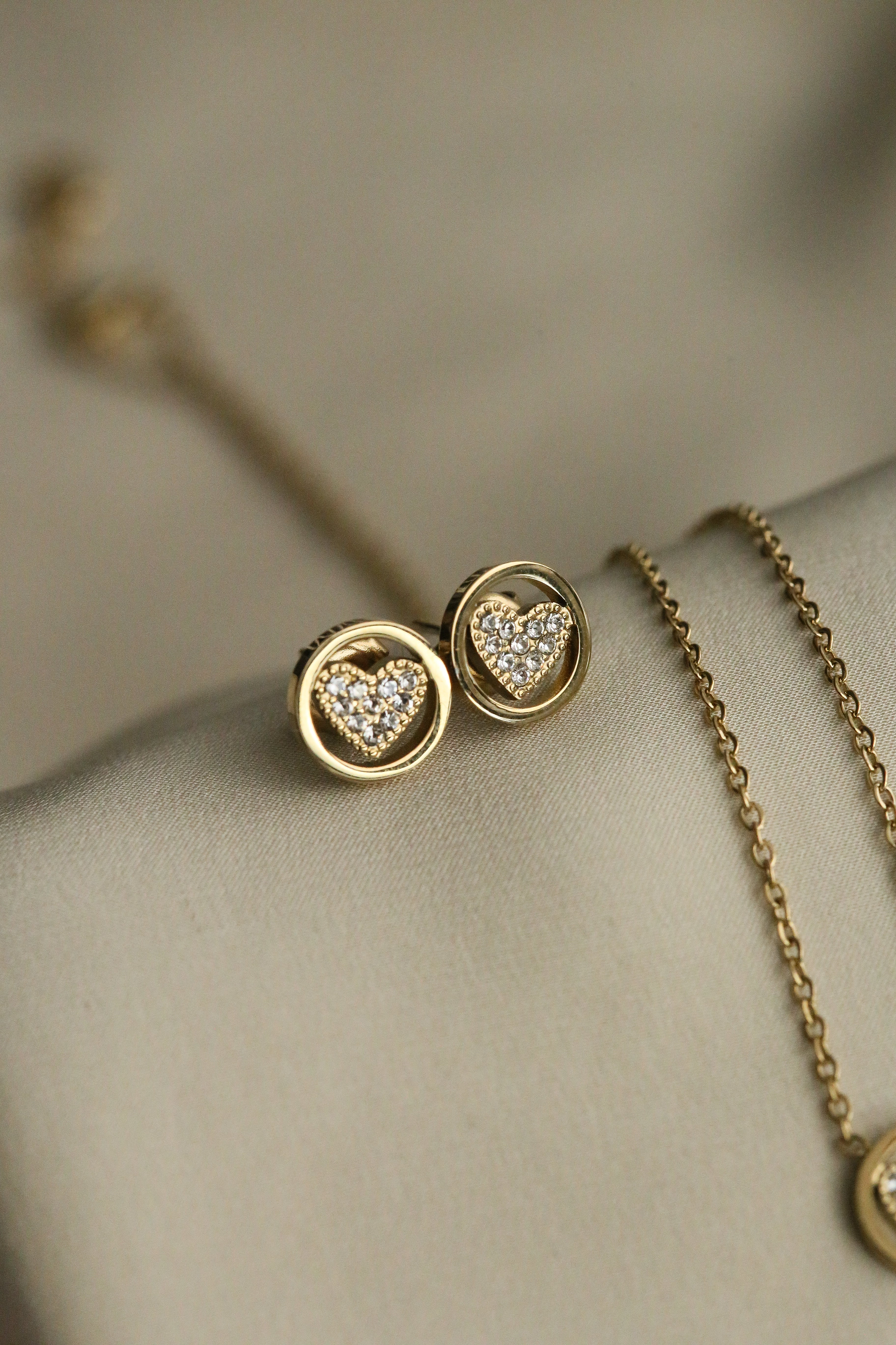 Rosie Studs - Boutique Minimaliste has waterproof, durable, elegant and vintage inspired jewelry